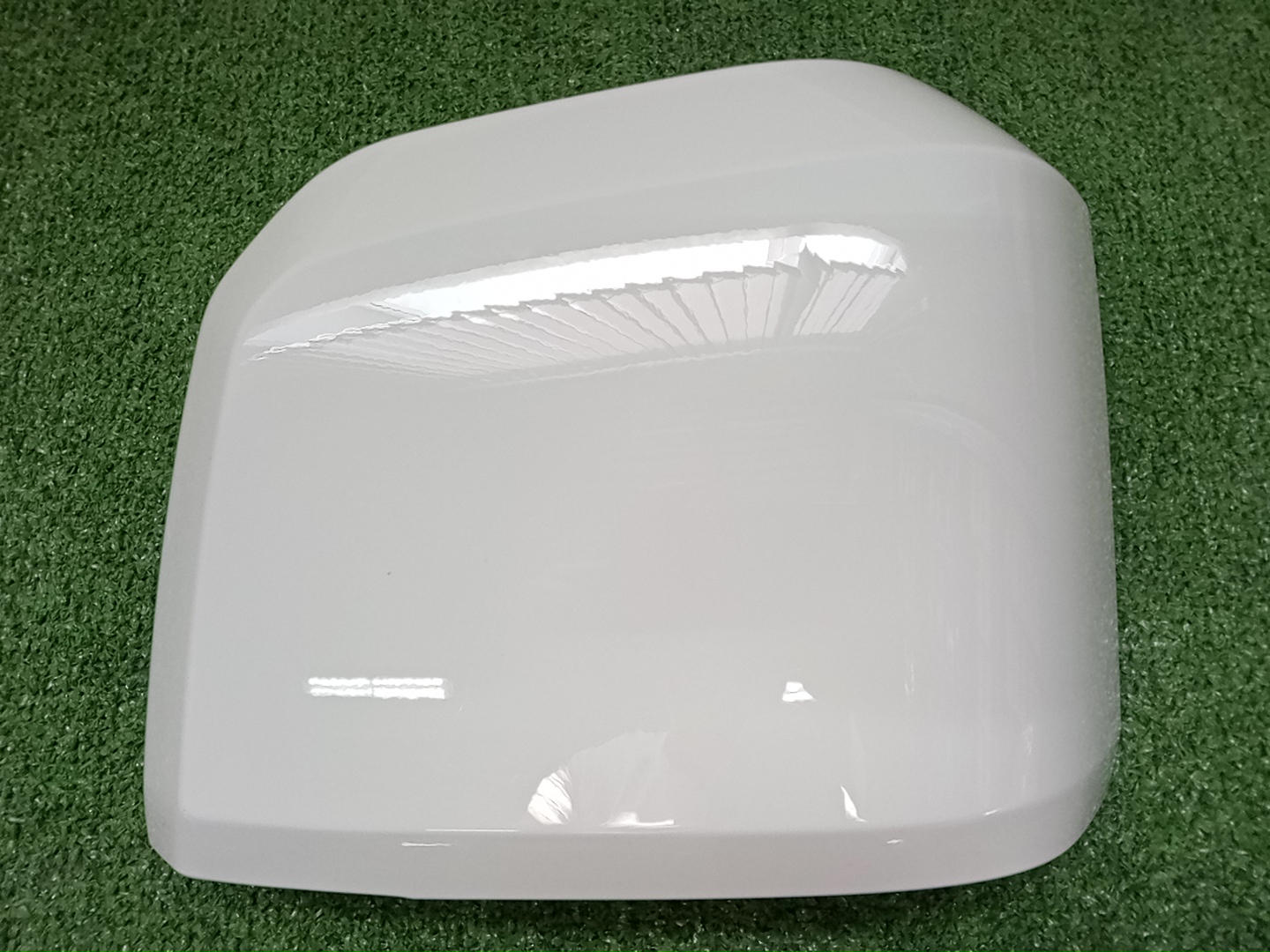 Крышка зеркала заднего вида левая передняя TOYOTA HIACE GDH300 87945-26040-A0 1 ракурс Крышка зеркала заднего вида левая передняя TOYOTA HIACE GDH300 87945-26040-A0 1 ракурс