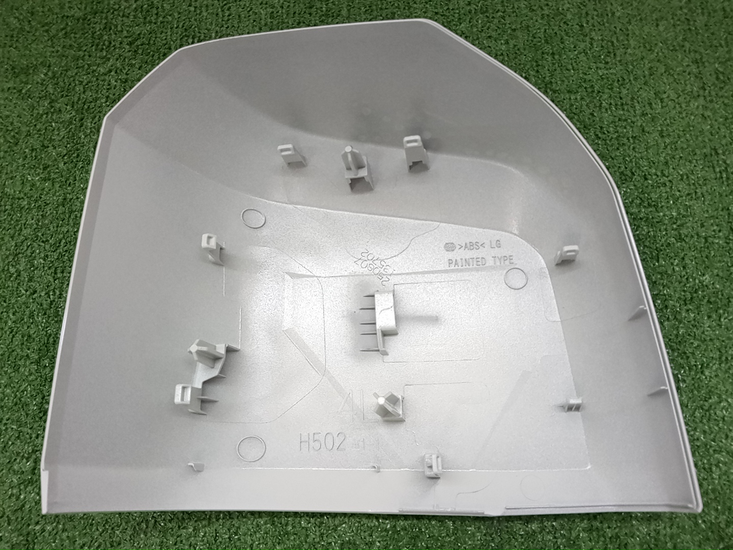 Крышка зеркала заднего вида левая передняя TOYOTA HIACE GDH300 87945-26040-A0 2 ракурс Крышка зеркала заднего вида левая передняя TOYOTA HIACE GDH300 87945-26040-A0 2 ракурс