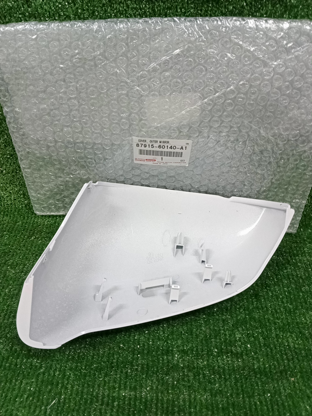 Крышка зеркала заднего вида правая передняя LEXUS LX600 VJA310W 87915-60140-A1 2 ракурс