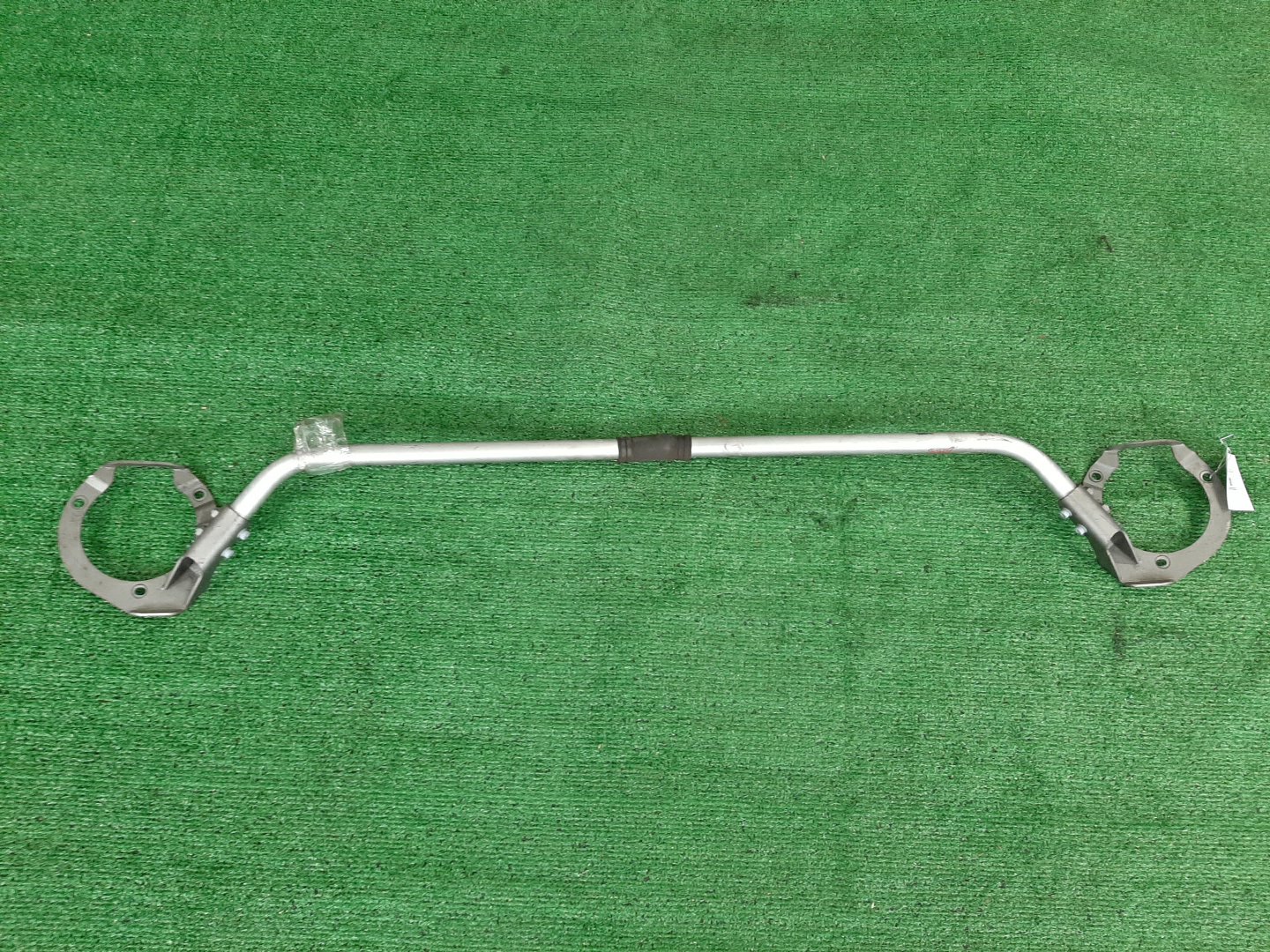 Распорка передняя SUBARU OUTBACK BRF 1 ракурс