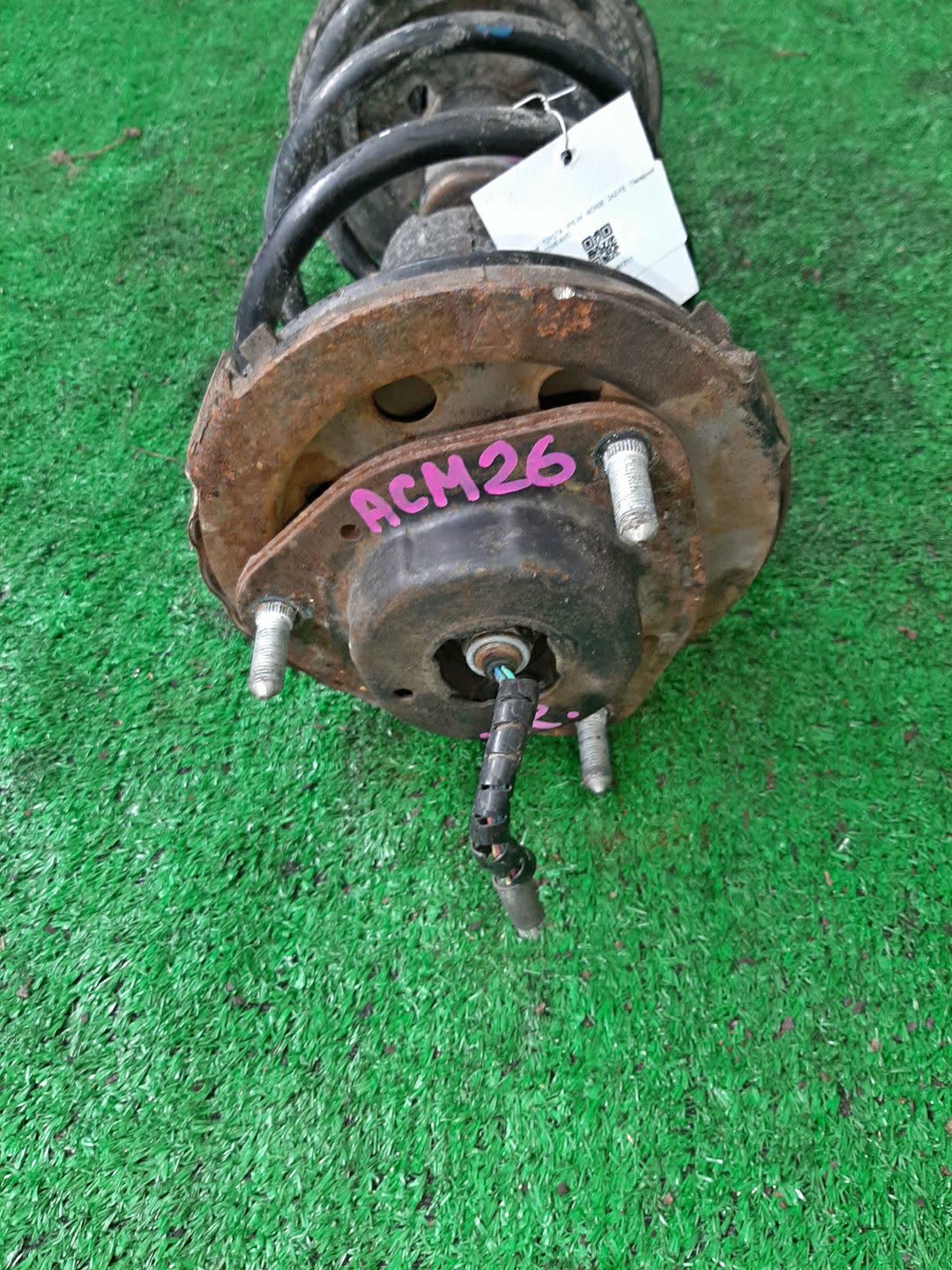 Стойка правая передняя TOYOTA NOAH, VOXY, IPSUM AZR65G, ACM26W 1AZ-FSE, 2AZ-FE 2 ракурс