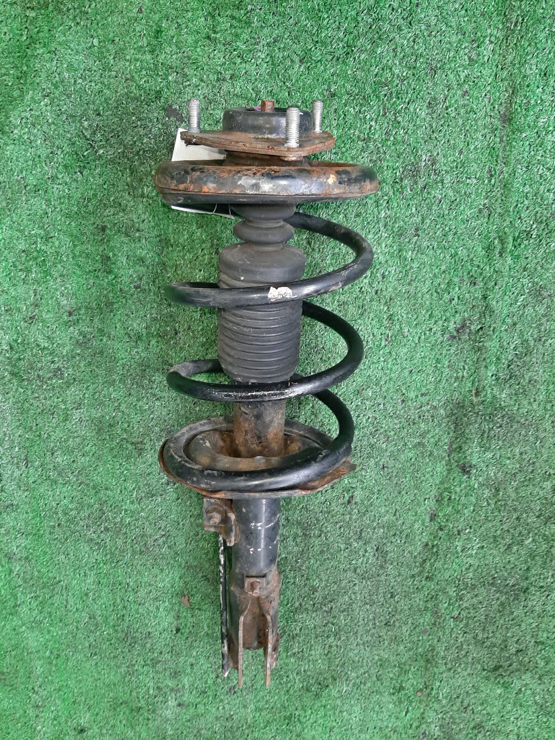 Стойка правая передняя  MITSUBISHI RVR, OUTLANDER GA4W, GA3W, GF8W, GF7W 4J10, 4B10, 4J11, 4J12 1 ракурс