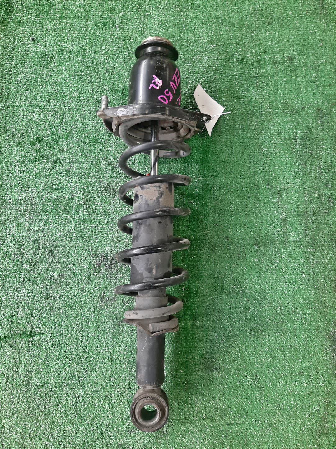 Стойка левая задняя TOYOTA COROLLA, OPA, PREMIO, COROLLA SPACIO, VISTA, ALLION, COROLLA FIELDER, ALLEX, COROLLA RUNX, SIENTA, WILL VS, VISTA ARDEO, COROLLA  AXIO NZE121, NZE120, NZE141, ZZE122, CE121, ZZE123, ACT10, ZCT10, ZZT240, NZT240, AZT240, NZE