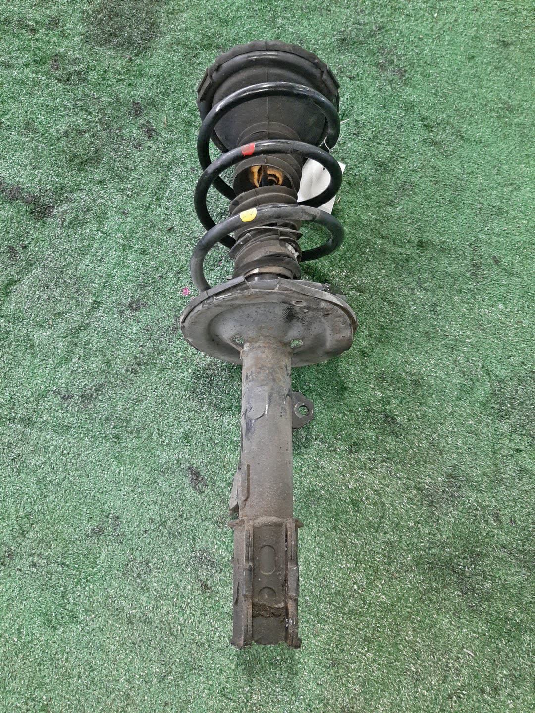 Стойка левая передняя TOYOTA VISTA, VISTA ARDEO ZZV50, AZV50, SV50, ZZV50G, SV50G, AZV50G 1ZZ-FE, 1AZ-FSE, 3S-FSE 1 ракурс
