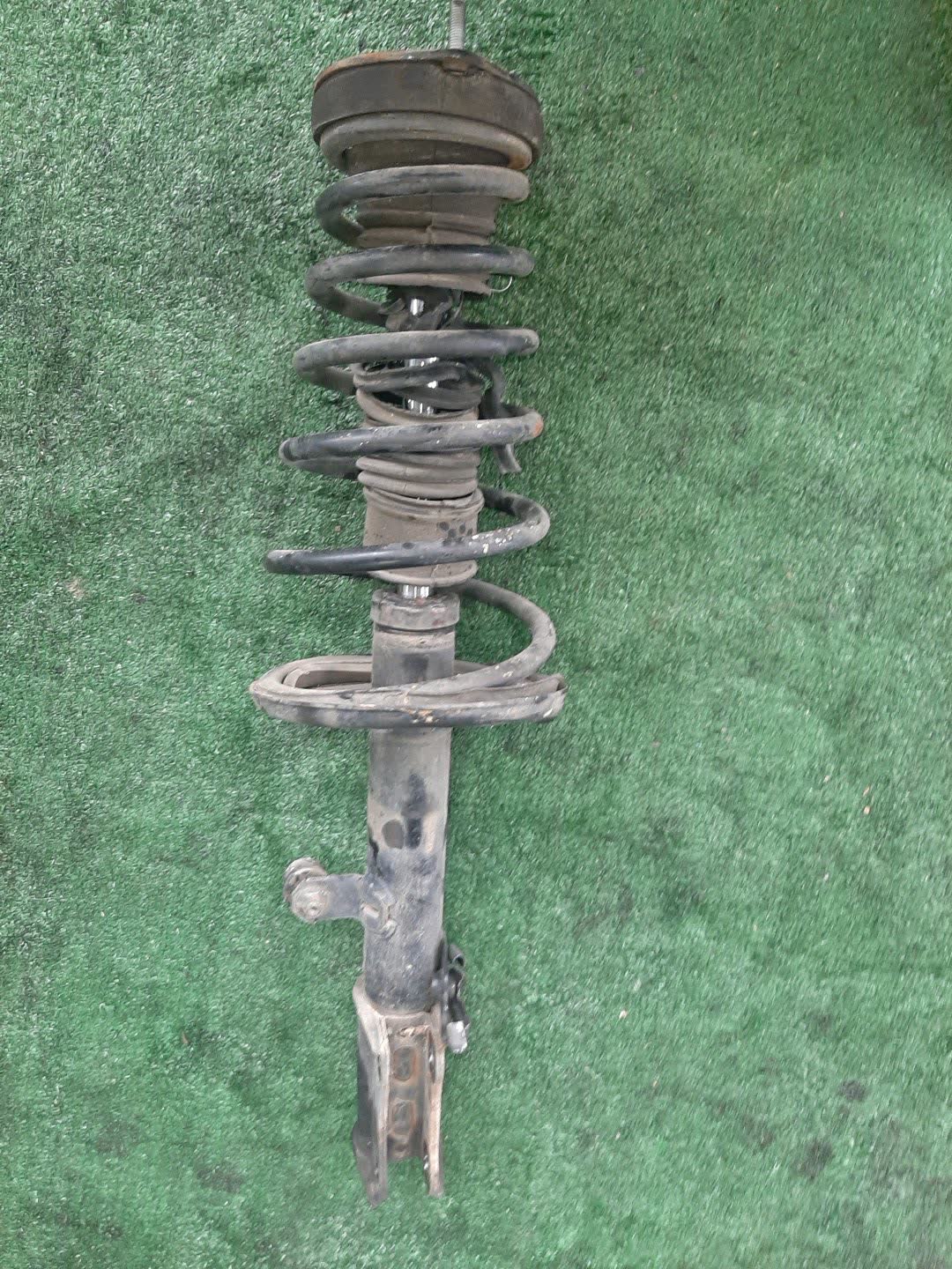 Стойка правая задняя TOYOTA WINDOM, AVALON, SCEPTER VCV10, VCV11, MCX10, VCV15, SXV10 3VZ-FE, 4VZ-FE, 1MZ-FE, 5S-FE 1 ракурс