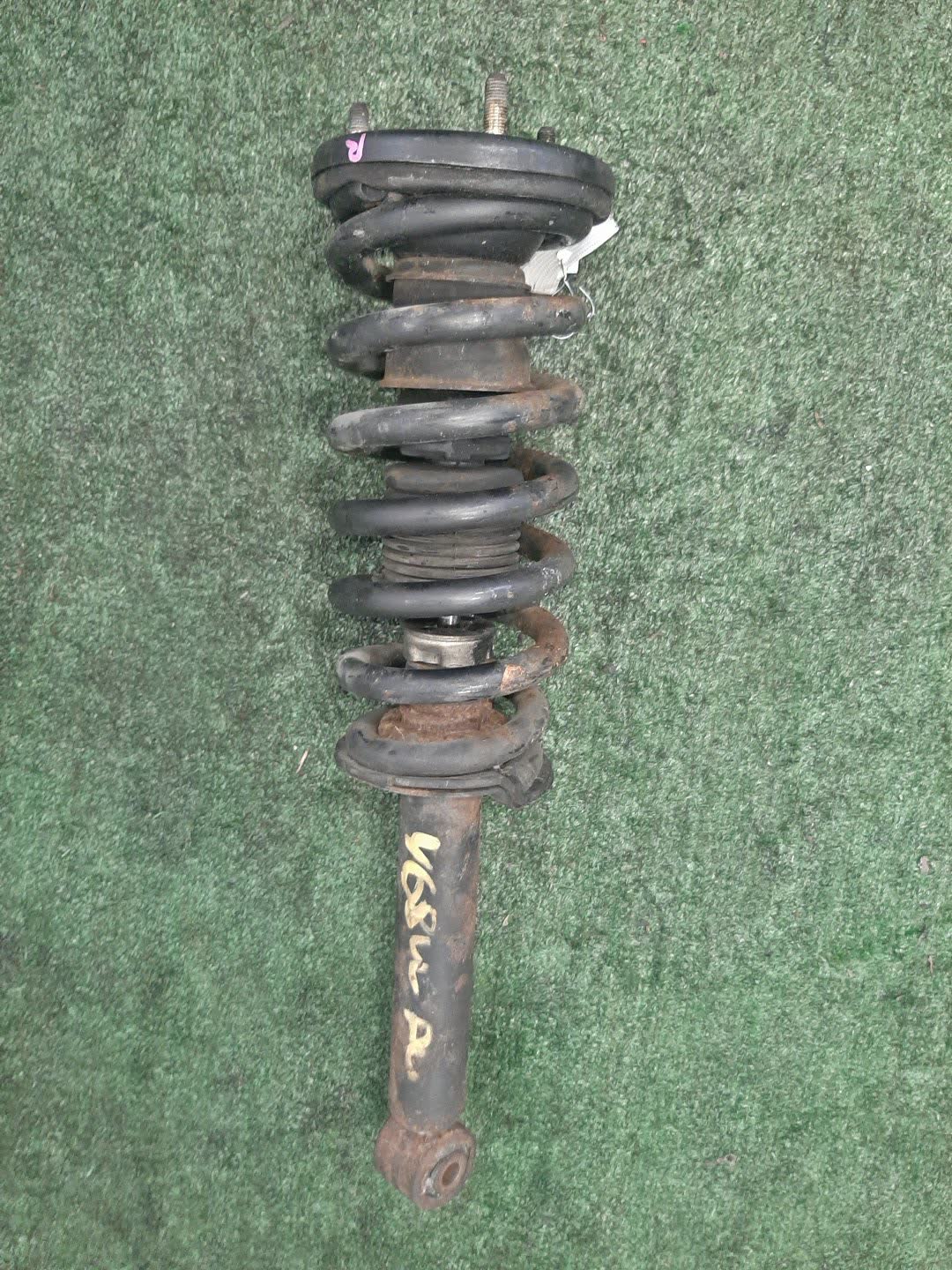 Стойка правая передняя MITSUBISHI PAJERO V75W, V65W, V78W, V73W, V77W, V63W, V68W 6G74, 4M41T, 6G72, 6G75 3 ракурс