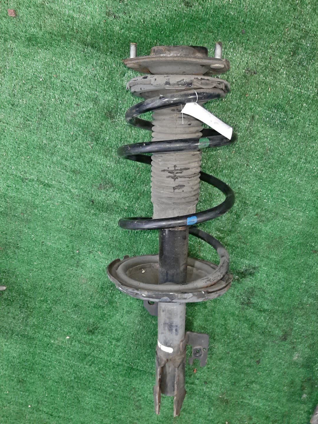 Стойка правая передняя TOYOTA ESTIMA MCR30W, ACR30W 1MZ-FE, 2AZ-FE 1 ракурс