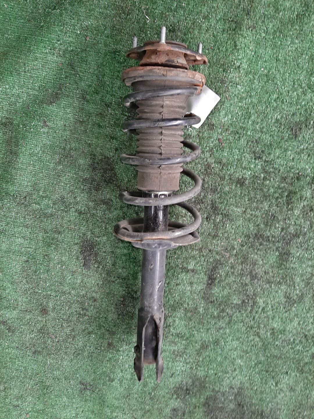 Стойка правая передняя TOYOTA FUNCARGO, IST, PLATZ, RAUM, VITZ, PROBOX, BB, PORTE, SUCCEED, WILL CYPHA NCP25, NCP65, NCP16, NCZ25, NCP15, NCP55V, NCP59G, NCP35, NNP15, NCP75 1NZ-FE, 2NZ-FE 1 ракурс