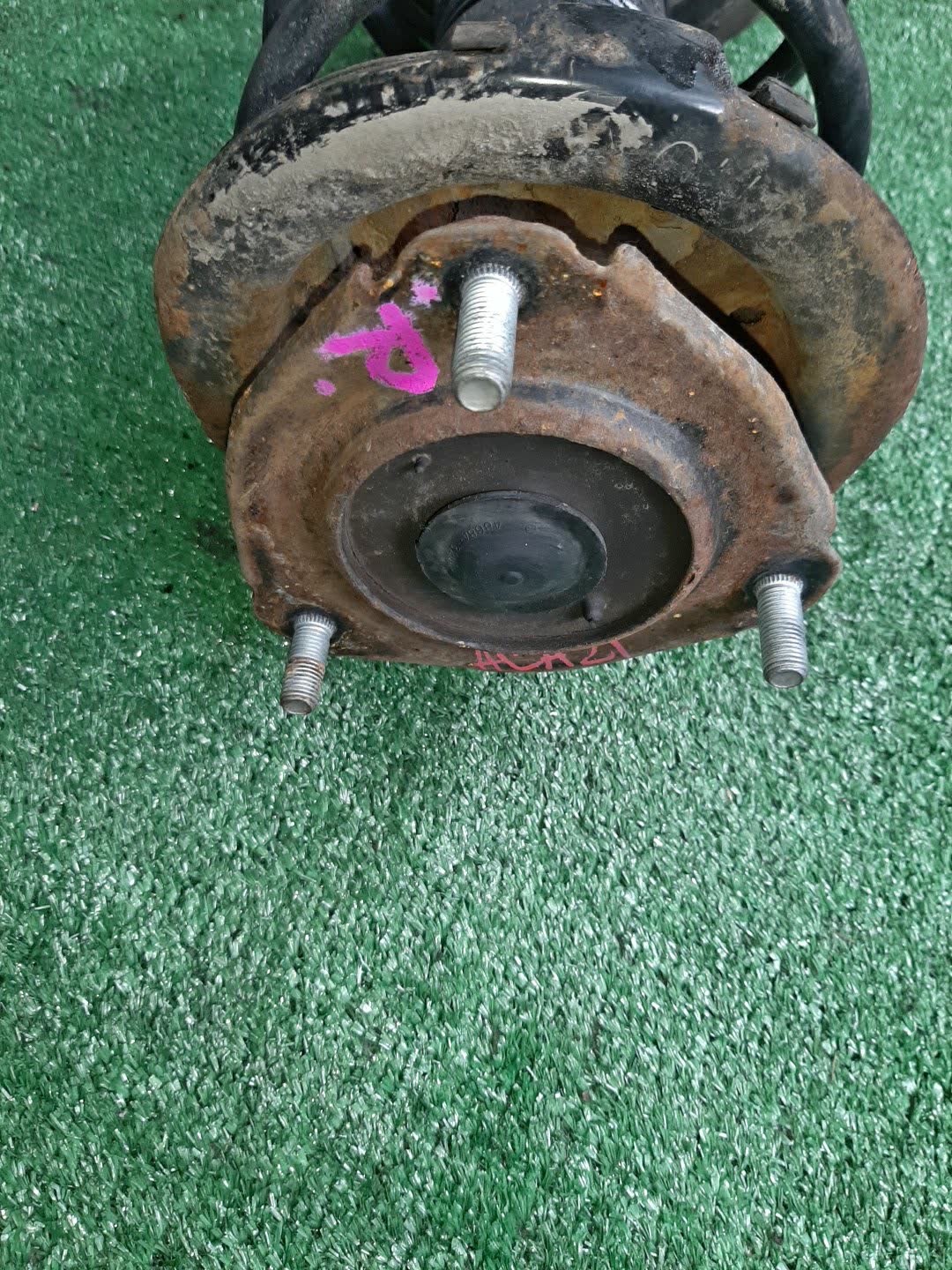 Стойка правая передняя TOYOTA RAV4 ACA21W, ACA20W, ZCA26W, ZCA25W 1AZ-FSE, 1ZZ-FE 2 ракурс