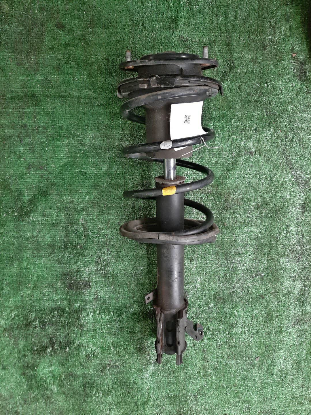 Стойка правая передняя TOYOTA SPRINTER CARIB, CERES, COROLLA, COROLLA LEVIN, SPRINTER MARINO, COROLLA SPACIO, SPRINTER, SPRINTER TRUENO AE111G, AE101, AE111, AE111N 4A-FE 1 ракурс