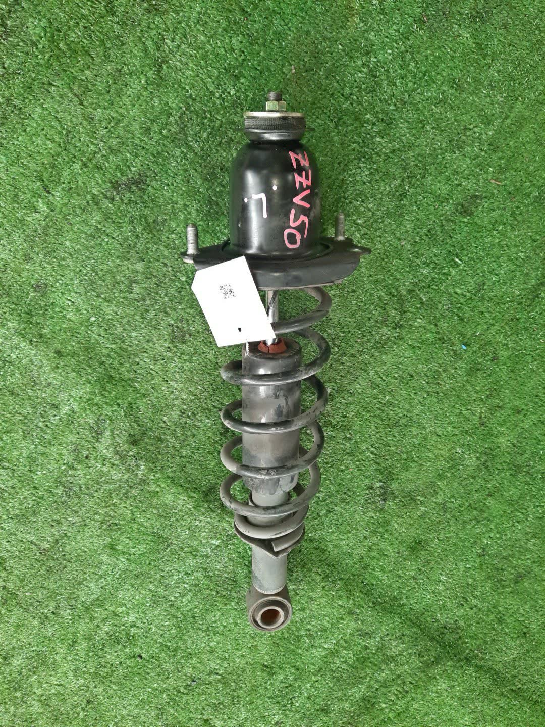 Стойка левая задняя TOYOTA COROLLA, OPA, PREMIO, COROLLA SPACIO, VISTA, ALLION, COROLLA FIELDER, ALLEX, COROLLA RUNX, SIENTA, WILL VS, VISTA ARDEO, COROLLA  AXIO NZE121, NZE120, NZE141, ZZE122, CE121, ZZE123, ACT10, ZCT10, ZZT240, NZT240, AZT240, NZE