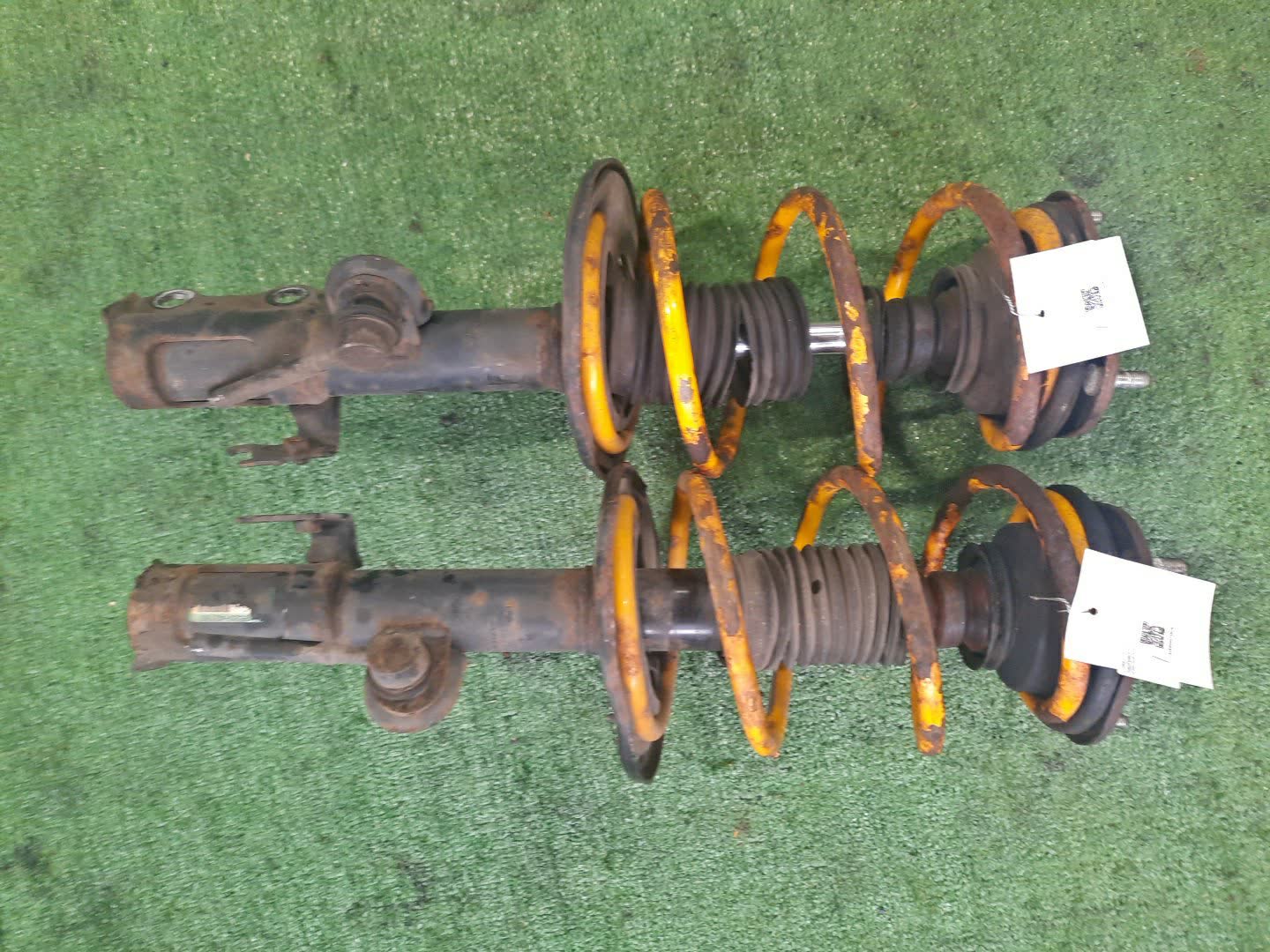 Стойка левая передняя TOYOTA RAV4, VANGUARD ACA31W, GSA33W, ACA33W 2AZ-FE, 2GR-FE 1 ракурс Стойка левая передняя TOYOTA RAV4, VANGUARD ACA31W, GSA33W, ACA33W 2AZ-FE, 2GR-FE 1 ракурс