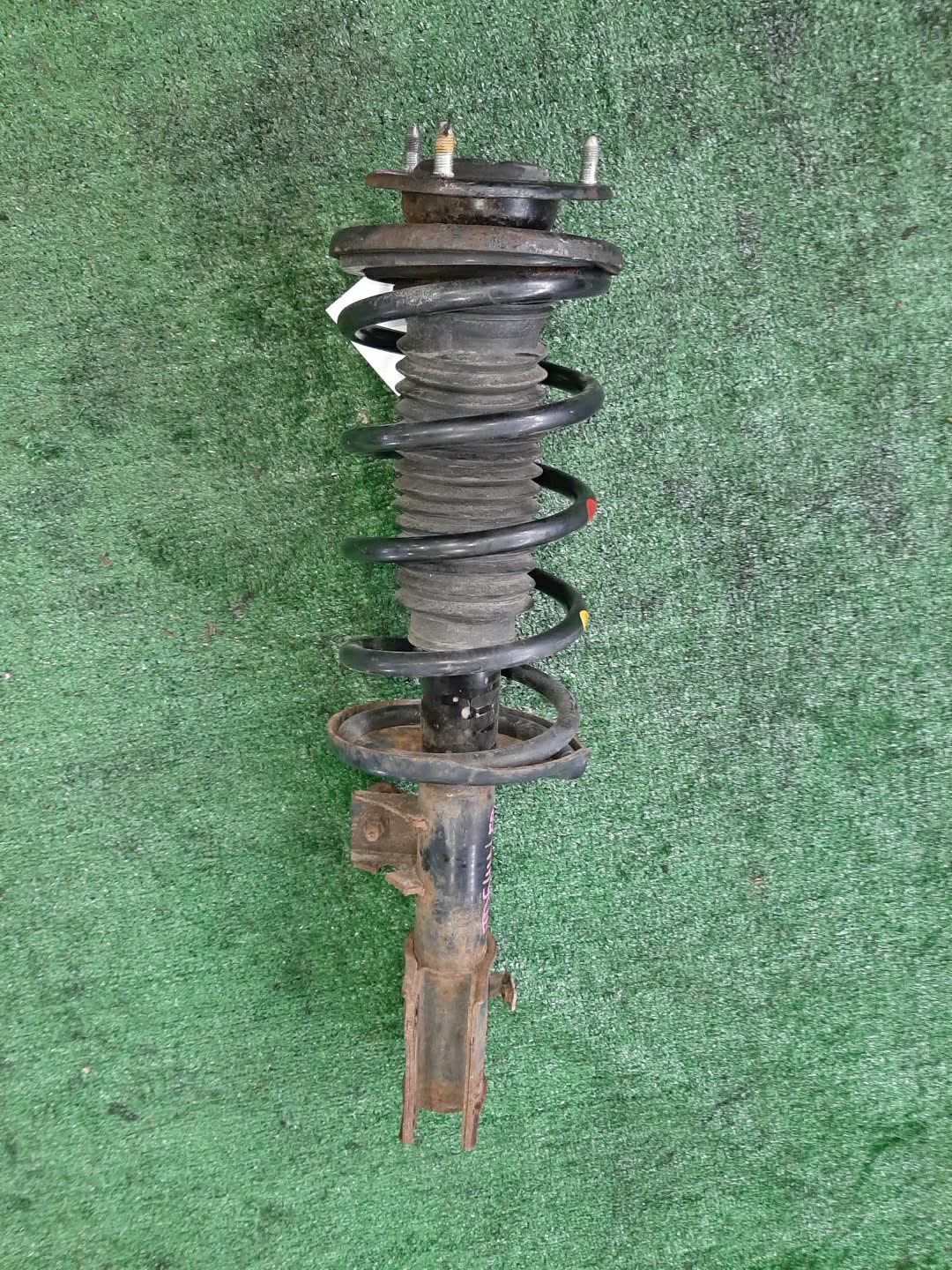 Стойка правая передняя SUZUKI ESCUDO, GRAND VITARA TA74W, TDB4W, TD94W, TD54W, TDA4W M16A, J24B, H27A, J20A 1 ракурс