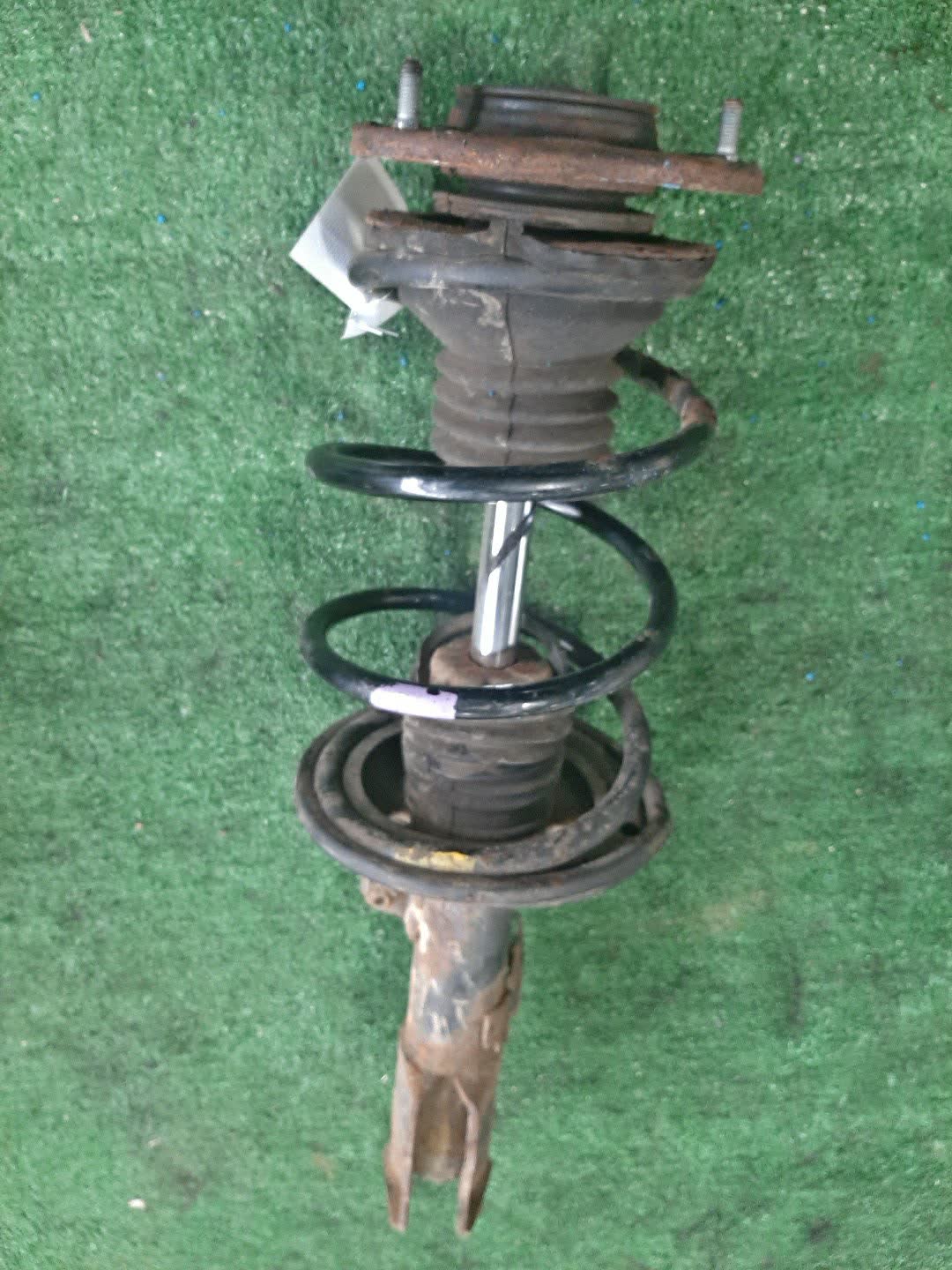 Стойка правая передняя TOYOTA COROLLA, PREMIO, COROLLA SPACIO, WISH, ALLION, COROLLA FIELDER, ALLEX, COROLLA RUNX, WILL VS, COROLLA  AXIO ZZE124, NZE121, NZE120, ZZE122, NZE124, CE121, ZRT265, ZZT240, NZT240, ZRT260, ZZT245, NZT260, ZRT261, NZE121N, 