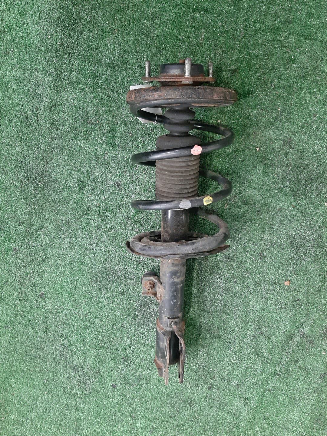 Стойка правая передняя  MITSUBISHI RVR, OUTLANDER GA4W, GA3W, GF8W, GF7W 4J10, 4B10, 4J11, 4J12 1 ракурс