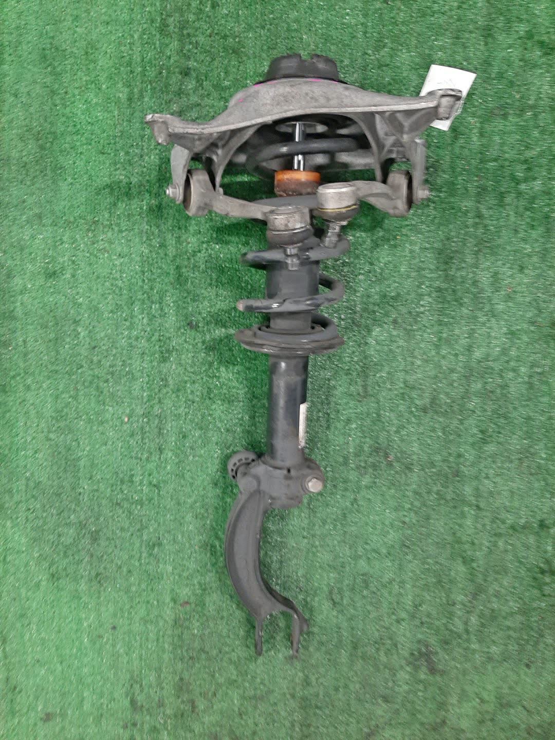 Стойка левая передняя AUDI Q5 8RB CDN 8R0413031BC 1 ракурс