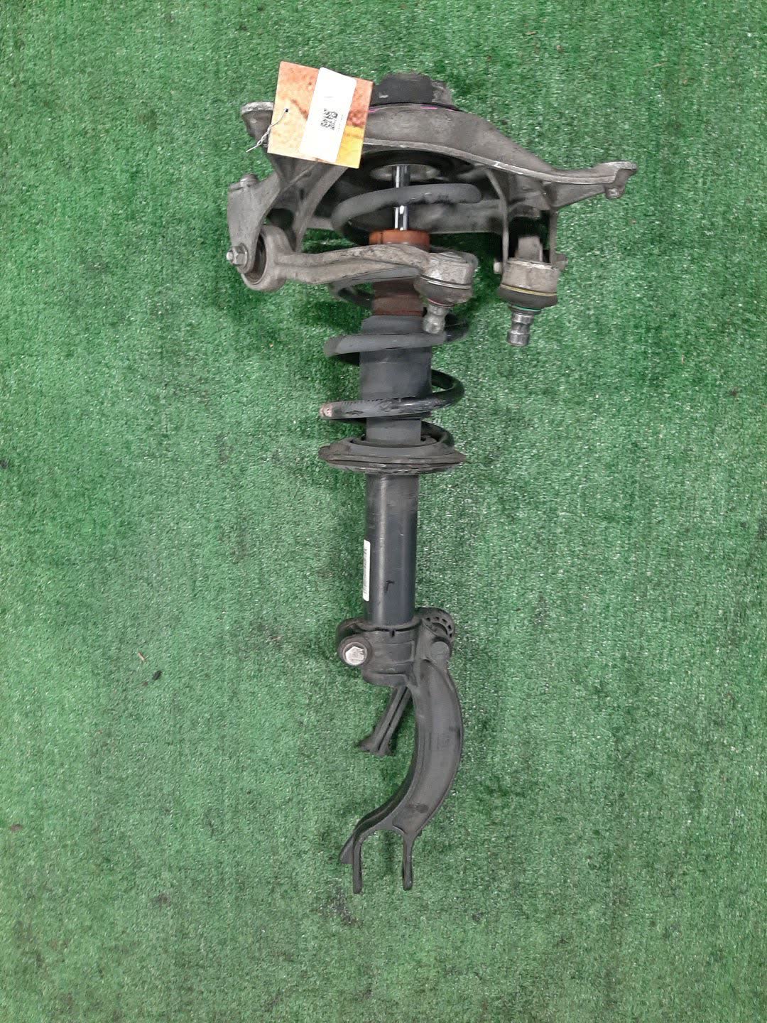 Стойка правая передняя AUDI Q5 8RB CDN 8R0413031BC 1 ракурс
