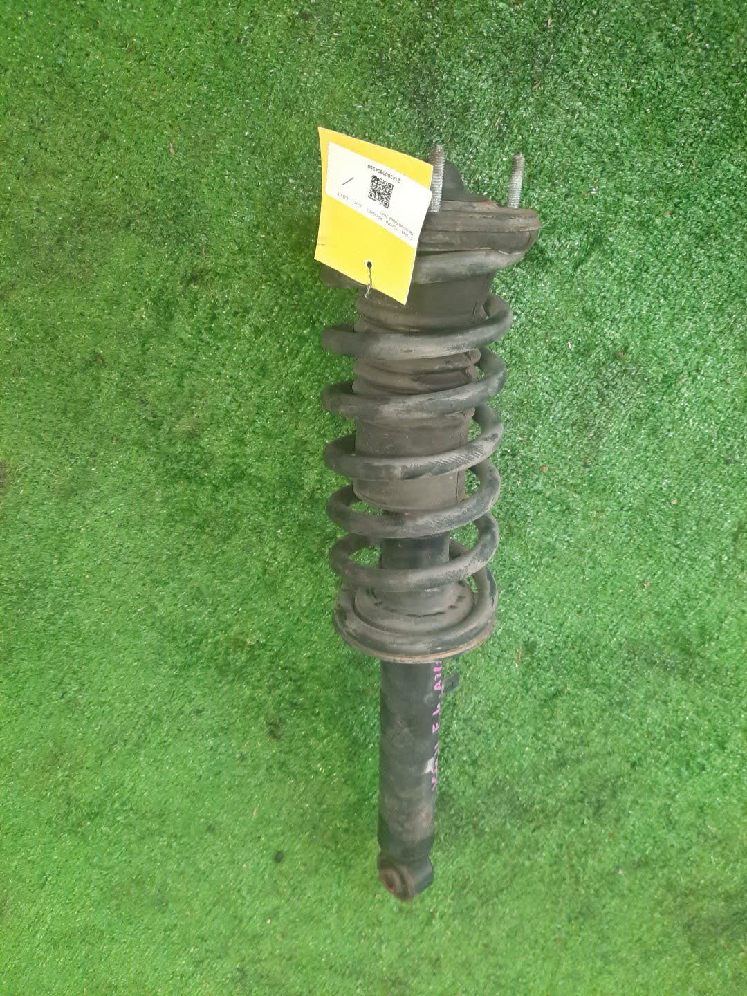 Стойка левая передняя TOYOTA PROGRES JCG11 2JZ-GE 1 ракурс Стойка левая передняя TOYOTA PROGRES JCG11 2JZ-GE 1 ракурс