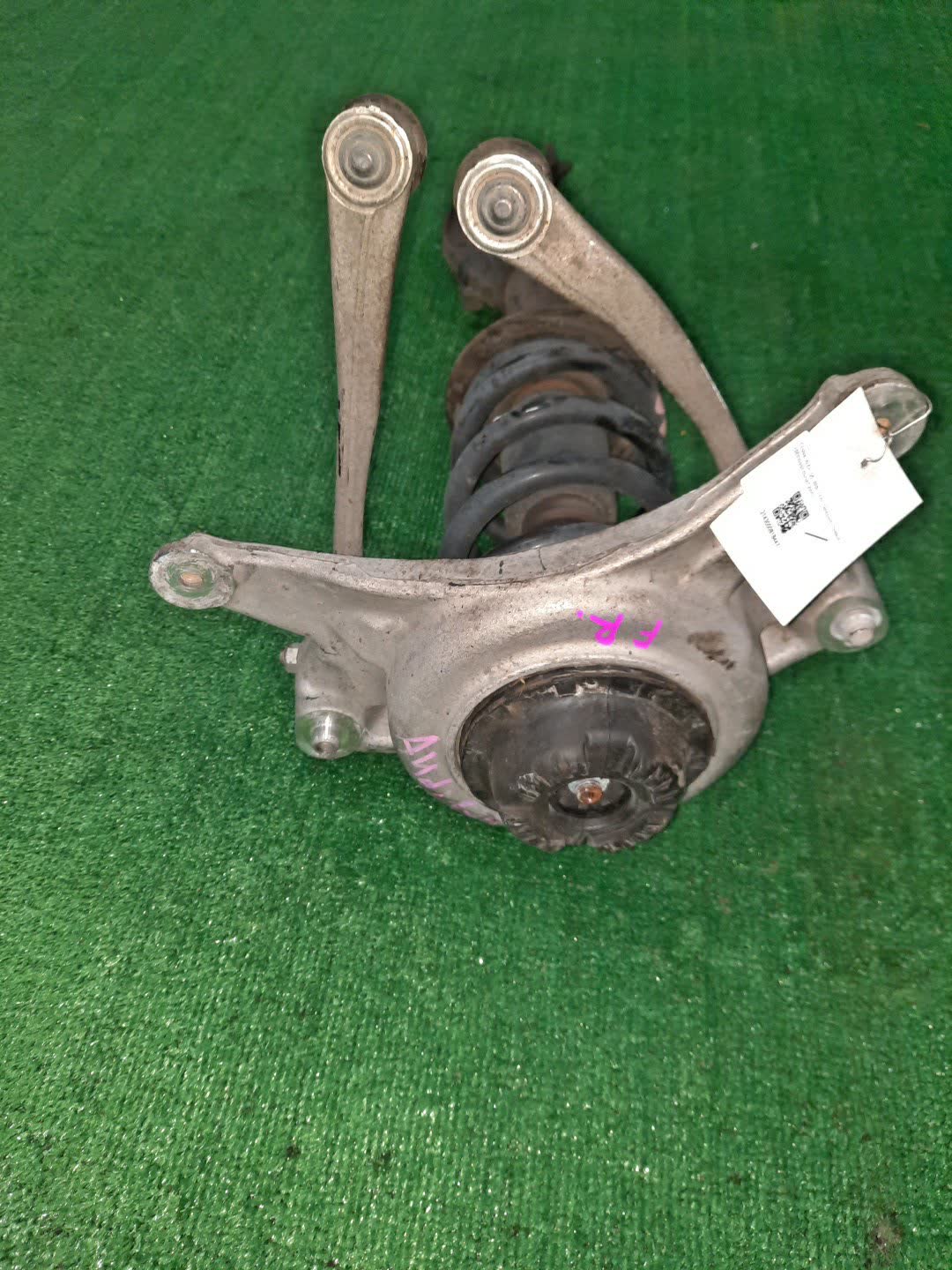 Стойка правая передняя AUDI Q5 8RB CDN 8R0413031BC 2 ракурс