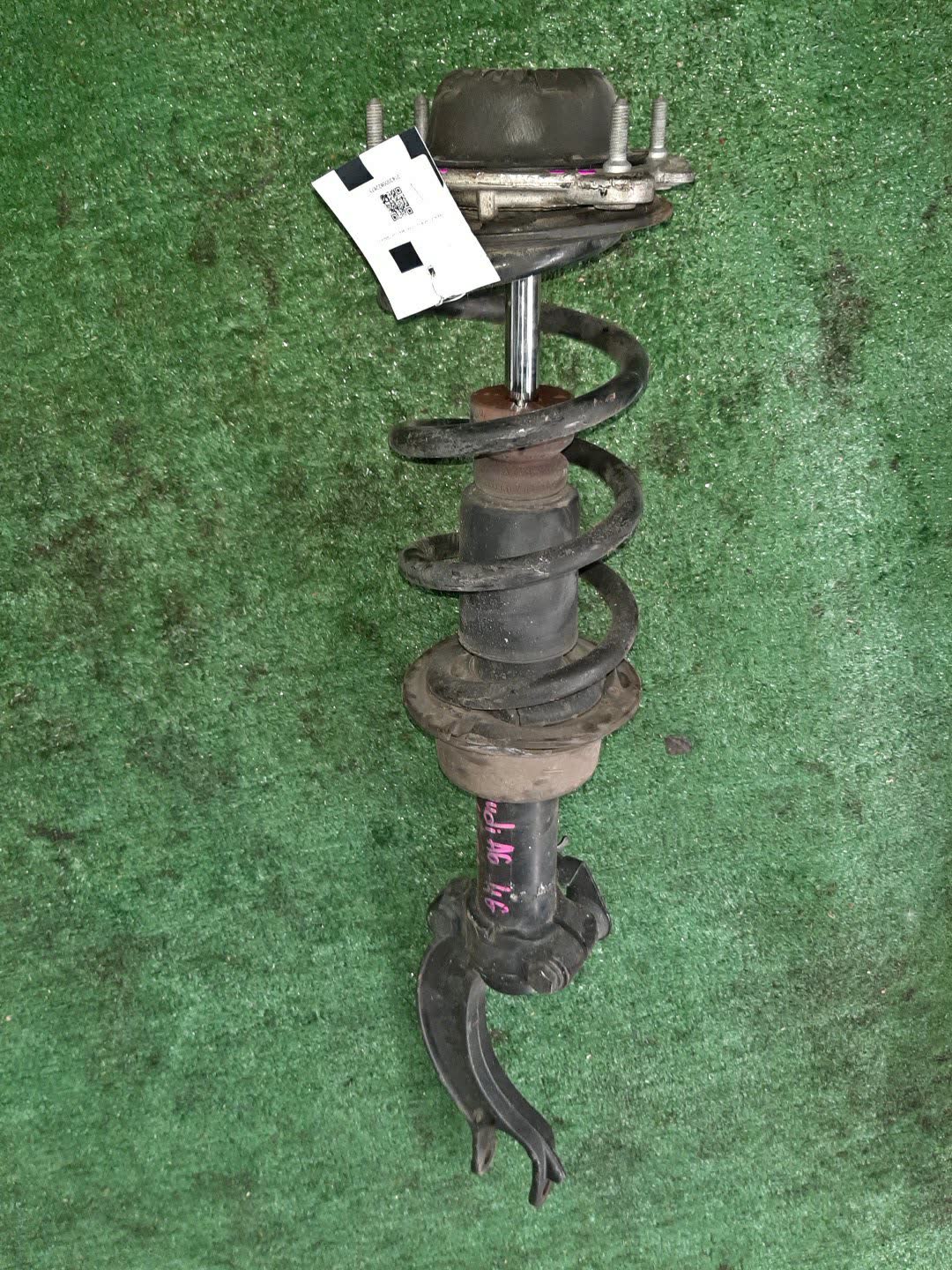 Стойка левая передняя AUDI A6 4G2 CHVA 4G0413031M 1 ракурс