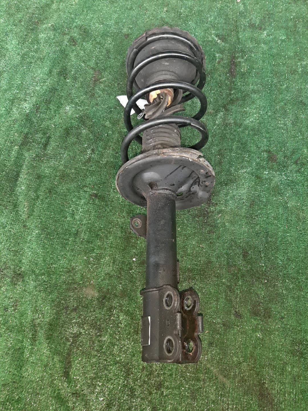 Стойка правая передняя TOYOTA VISTA, VISTA ARDEO ZZV50, AZV50, SV50, ZZV50G, SV50G, AZV50G 1ZZ-FE, 1AZ-FSE, 3S-FSE 1 ракурс