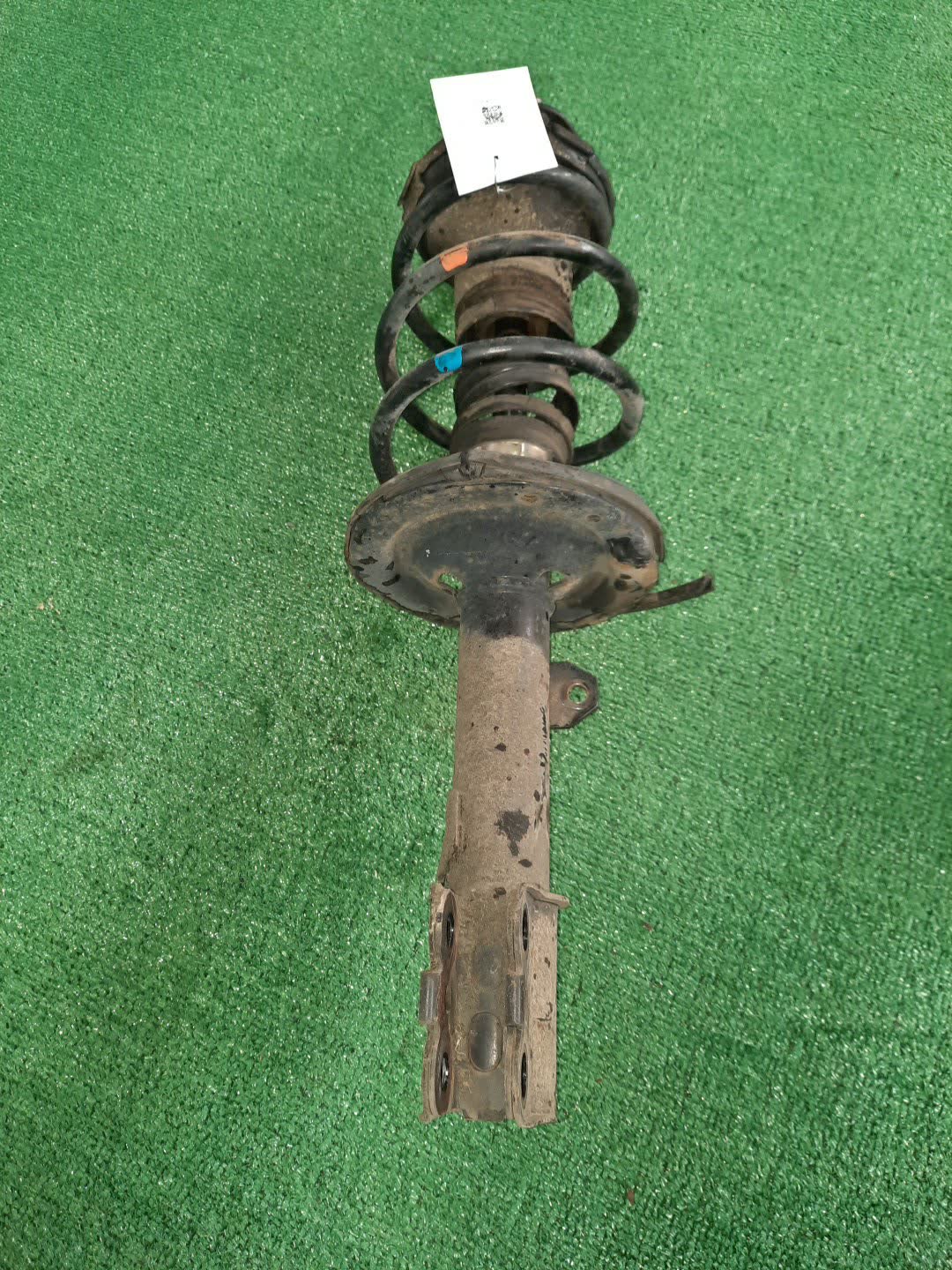 Стойка левая передняя TOYOTA OPA ACT10, ZCT10 1AZ-FSE, 1ZZ-FE 1 ракурс