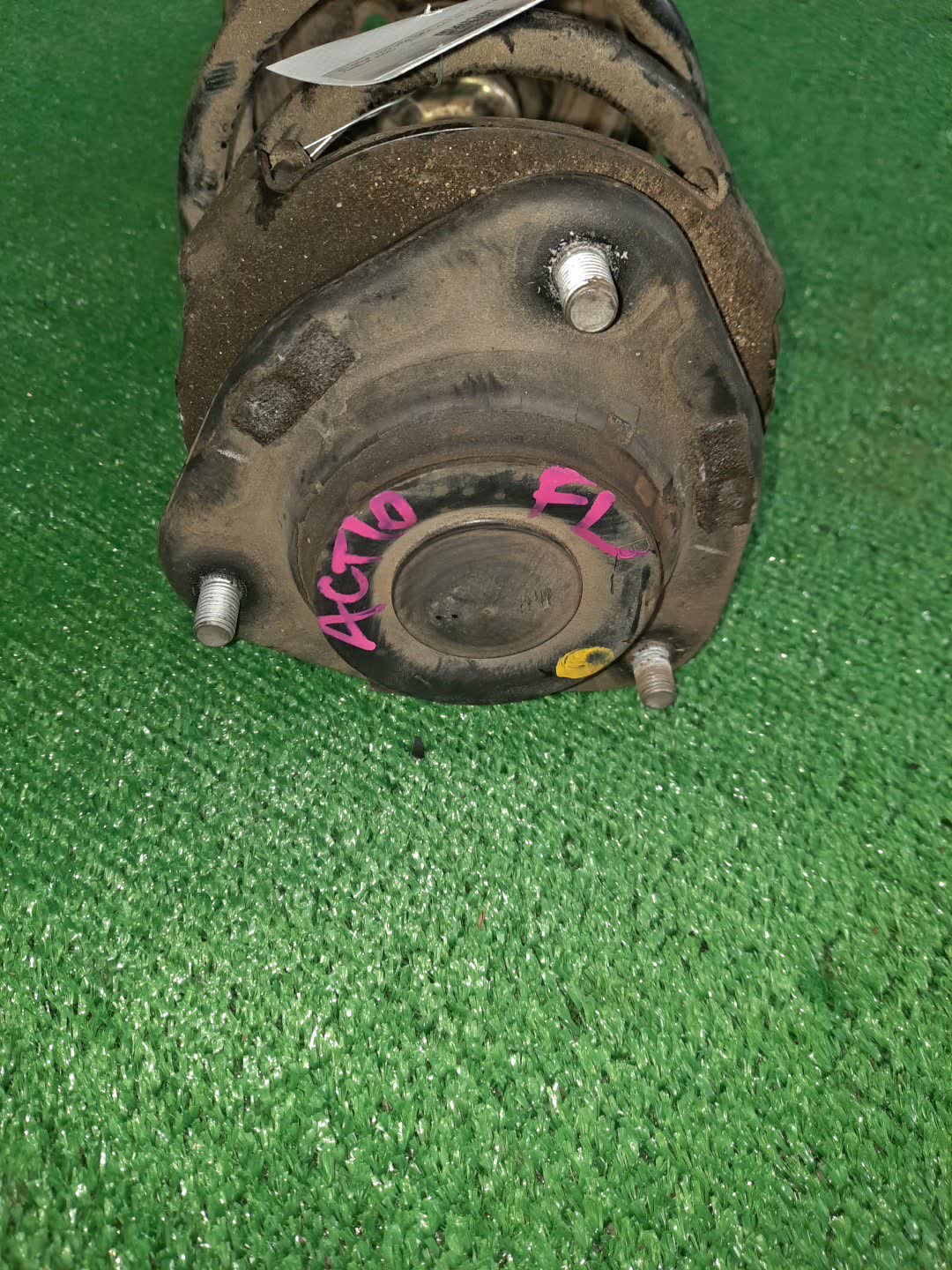 Стойка левая передняя TOYOTA OPA ACT10, ZCT10 1AZ-FSE, 1ZZ-FE 2 ракурс