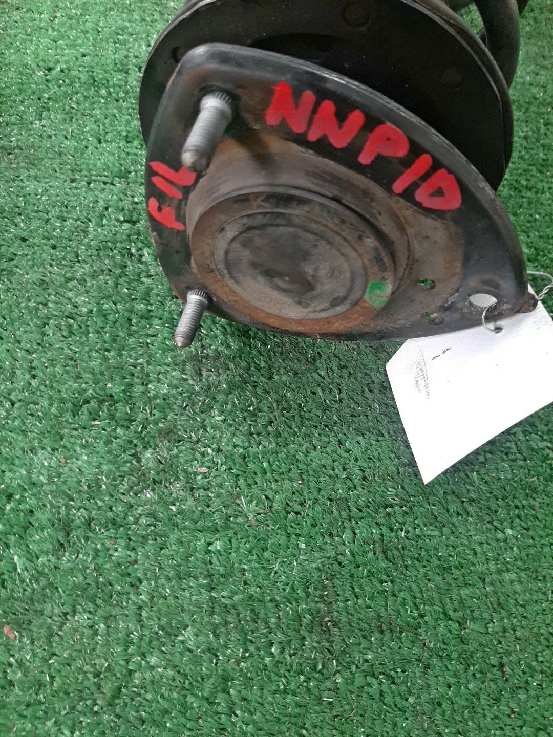 Стойка левая передняя TOYOTA FUNCARGO, IST, PLATZ, RAUM, VITZ, WILL VI, PROBOX, BB, PORTE, SUCCEED, WILL CYPHA NCP20, NCP21, NCP60, NCP61, NCP12, SCP11, NCZ20, SCP10, NCP10, SCP13, NCP13, NCP19, NCP51V, NCP58G, NCP50V, NLP51, NCP52V, NCP30, NCP31, NC