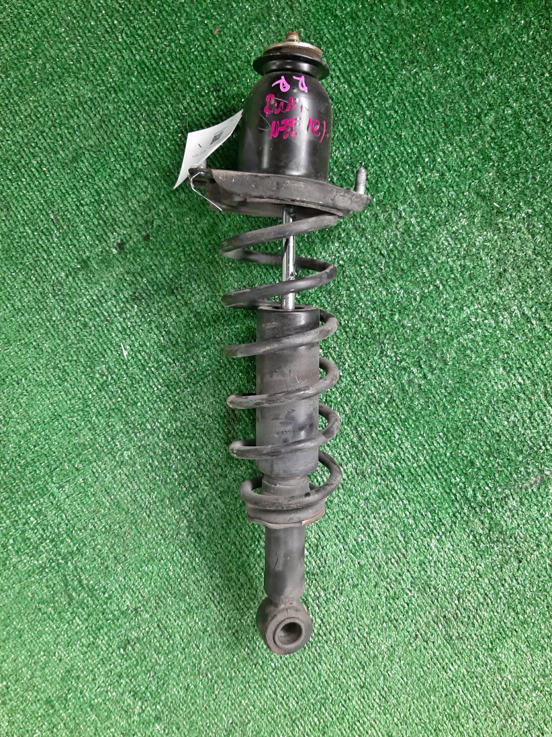 Стойка правая задняя TOYOTA COROLLA, OPA, PREMIO, COROLLA SPACIO, VISTA, ALLION, COROLLA FIELDER, ALLEX, COROLLA RUNX, SIENTA, WILL VS, VISTA ARDEO, COROLLA AXIO NZE121, NZE120, NZE141, ZZE122, CE121, ZZE123, ACT10, ZCT10, ZZT240, NZT240, AZT240, NZ Стойка правая задняя TOYOTA COROLLA, OPA, PREMIO, COROLLA SPACIO, VISTA, ALLION, COROLLA FIELDER, ALLEX, COROLLA RUNX, SIENTA, WILL VS, VISTA ARDEO, COROLLA AXIO NZE121, NZE120, NZE141, ZZE122, CE121, ZZE123, ACT10, ZCT10, ZZT240, NZT240, AZT240, NZ