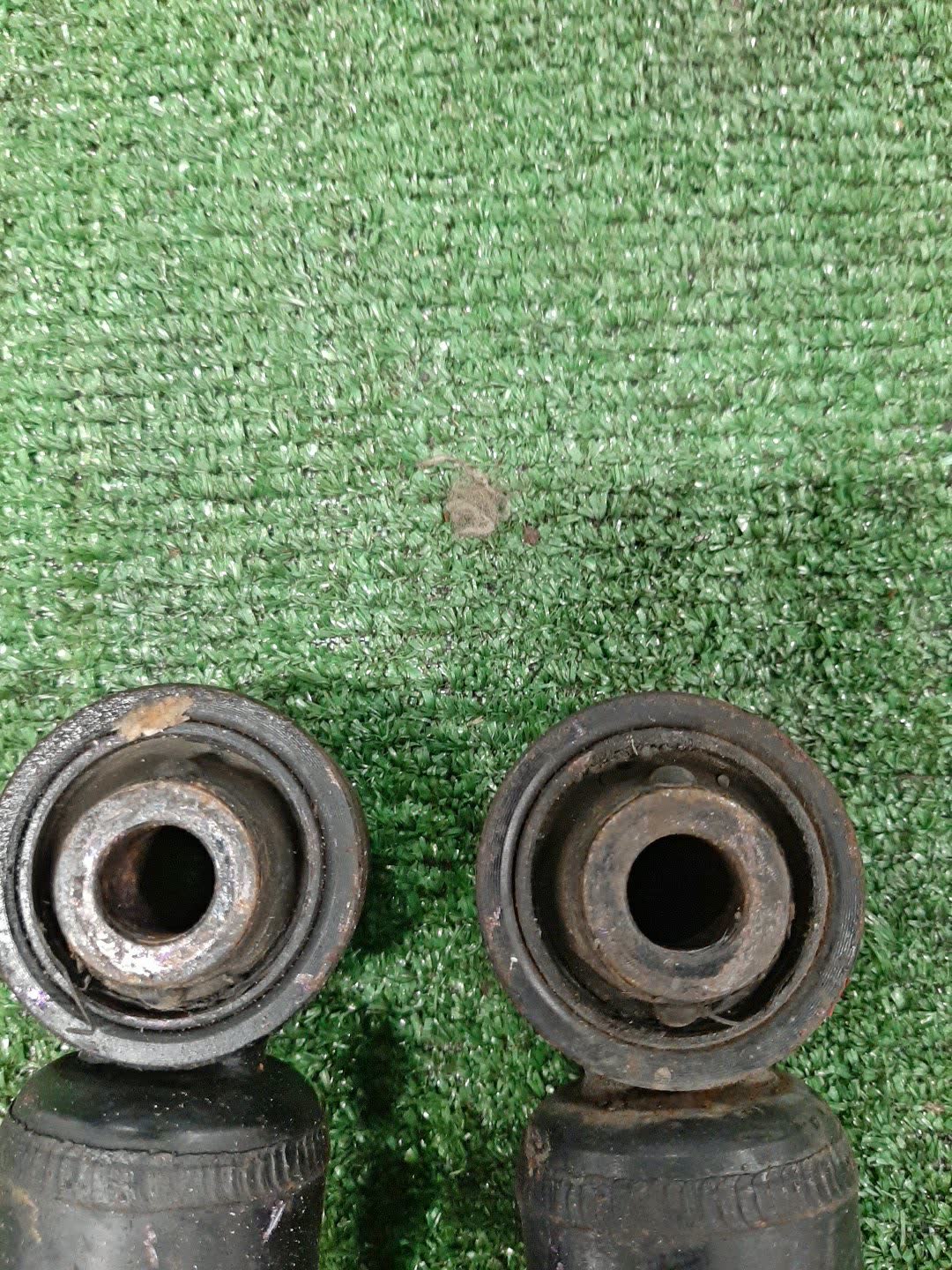 Стойка левая передняя TOYOTA ARISTO JZS160 2JZ-GE 3 ракурс Стойка левая передняя TOYOTA ARISTO JZS160 2JZ-GE 3 ракурс