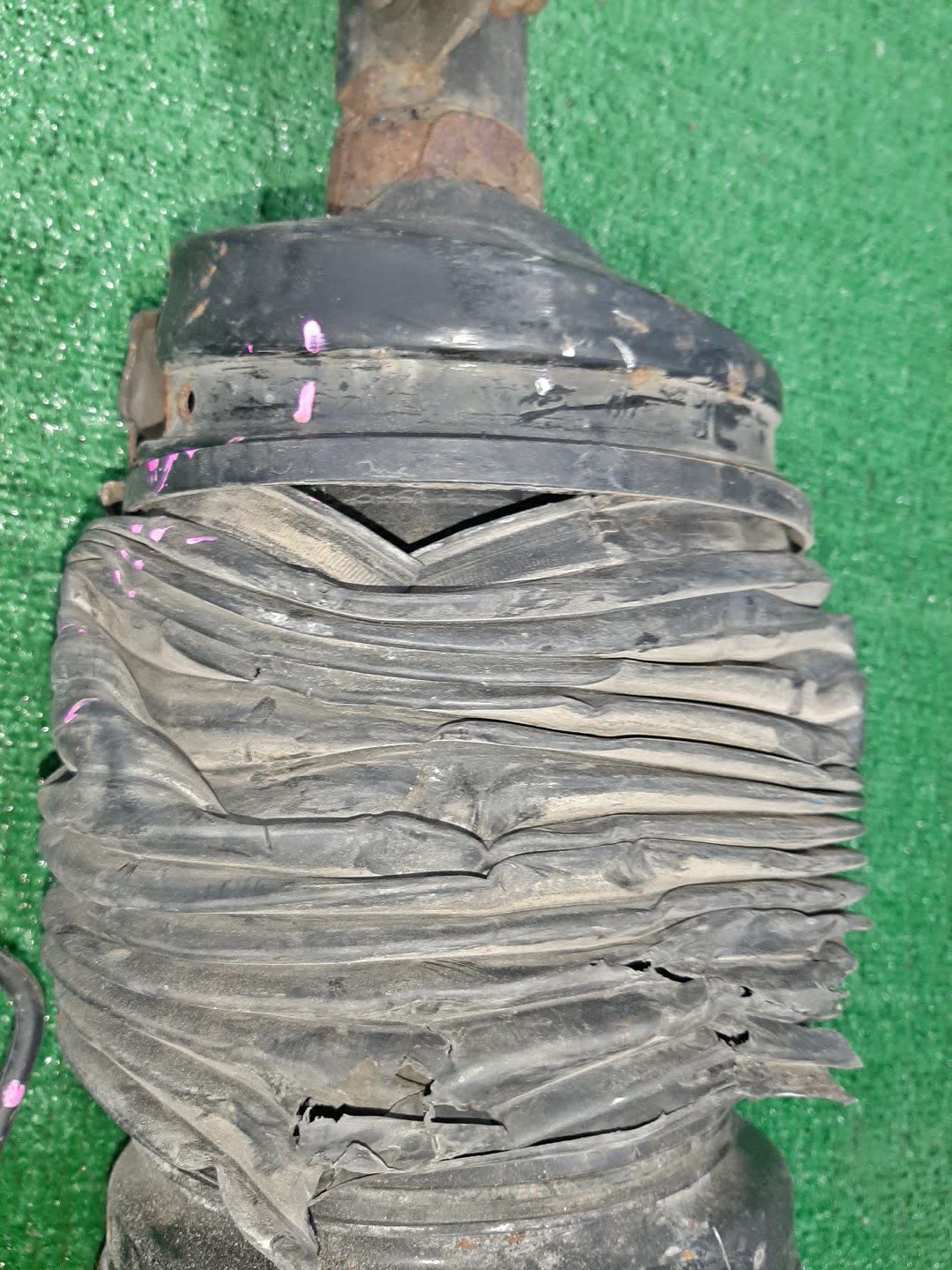 Стойка левая передняя TOYOTA HARRIER, RX350, RX300, RX330 GSU36W, MCU36W, MCU31W, GSU31W, GSU30, GSU35, MCU35, MCU38, MCU33 2GR-FE, 1MZ-FE, 3MZ-FE 3 ракурс
