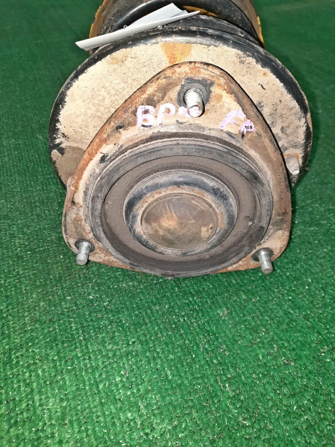 Стойка правая передняя SUBARU LEGACY BL5, BP9, BP5, BPE, BLE, BL9 EJ20DE, EJ20T, EJ20E, EJ25E, EZ30DE, EJ25DE, EJ25T 2 ракурс