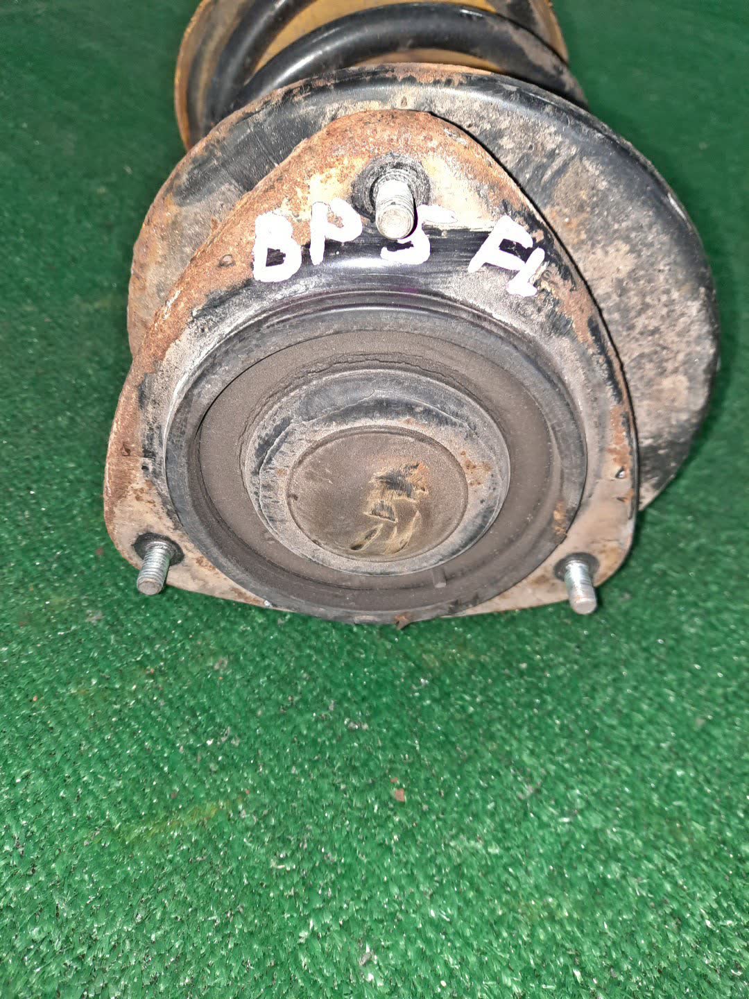 Стойка левая передняя SUBARU LEGACY BL5, BP9, BP5, BPE, BLE, BL9 EJ20DE, EJ20T, EJ20E, EJ25E, EZ30DE, EJ25DE, EJ25T 2 ракурс