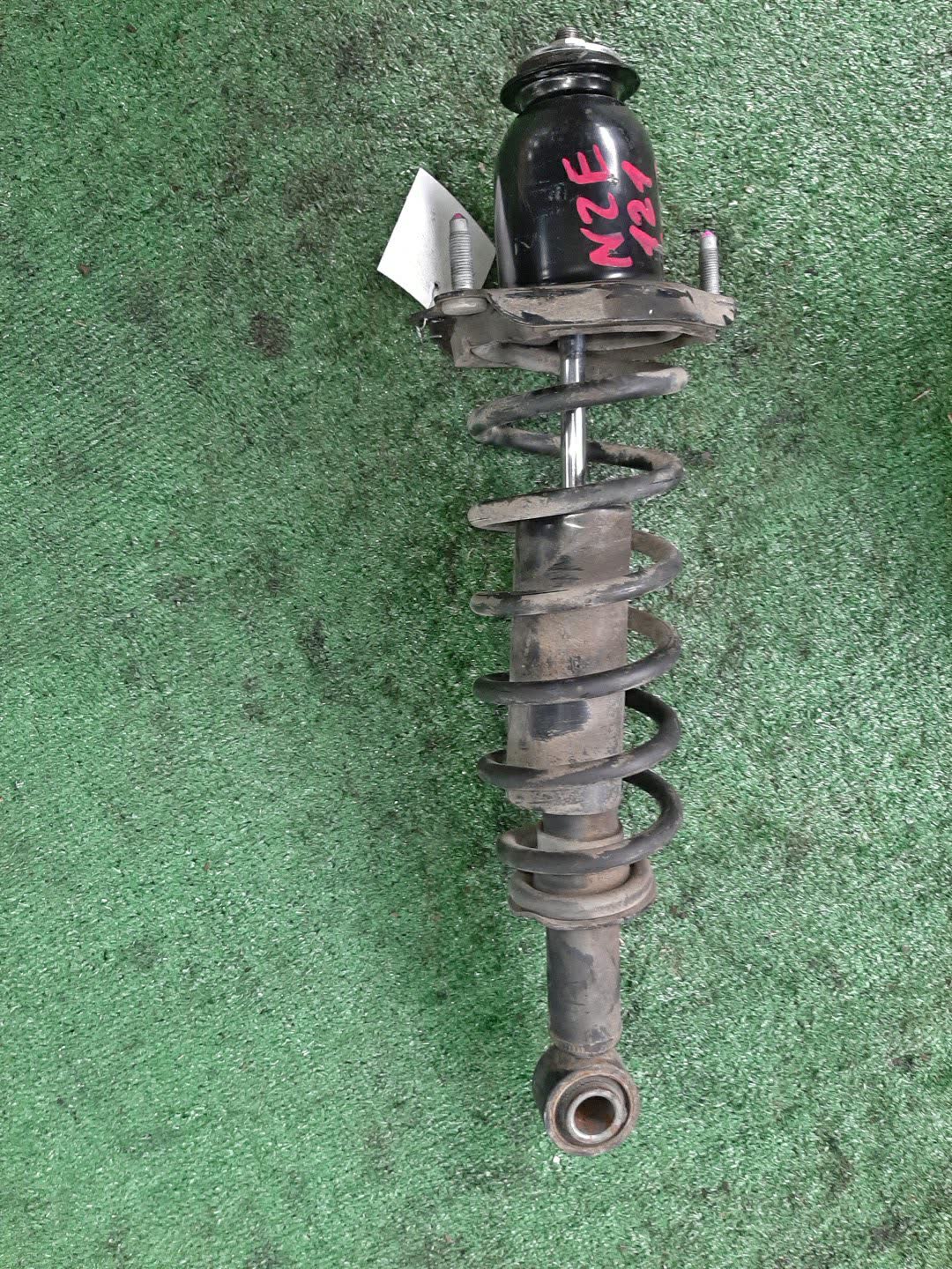 Стойка левая задняя TOYOTA COROLLA, OPA, PREMIO, COROLLA SPACIO, VISTA, ALLION, COROLLA FIELDER, ALLEX, COROLLA RUNX, SIENTA, WILL VS, VISTA ARDEO, COROLLA  AXIO NZE121, NZE120, NZE141, ZZE122, CE121, ZZE123, ACT10, ZCT10, ZZT240, NZT240, AZT240, NZE