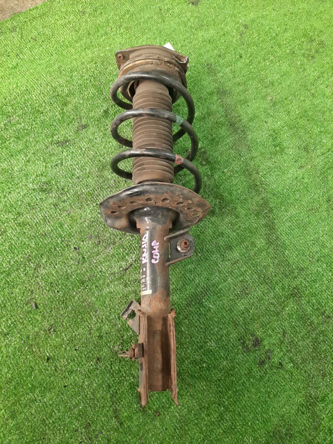 Стойка левая передняя  NISSAN DUALIS, X-TRAIL KNJ10, NJ10, NT31, DNT31, TNT31 MR20DE, M9R, QR25DE 1 ракурс