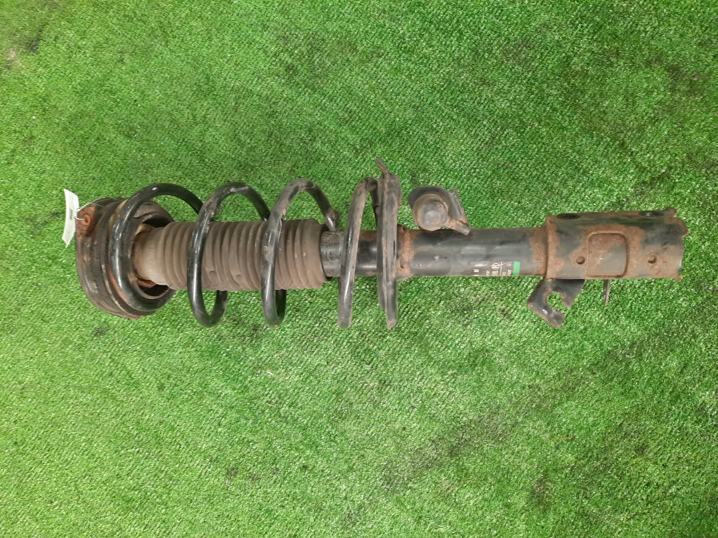 Стойка правая передняя  NISSAN DUALIS, X-TRAIL KNJ10, NJ10, NT31, DNT31, TNT31 MR20DE, M9R, QR25DE 1 ракурс
