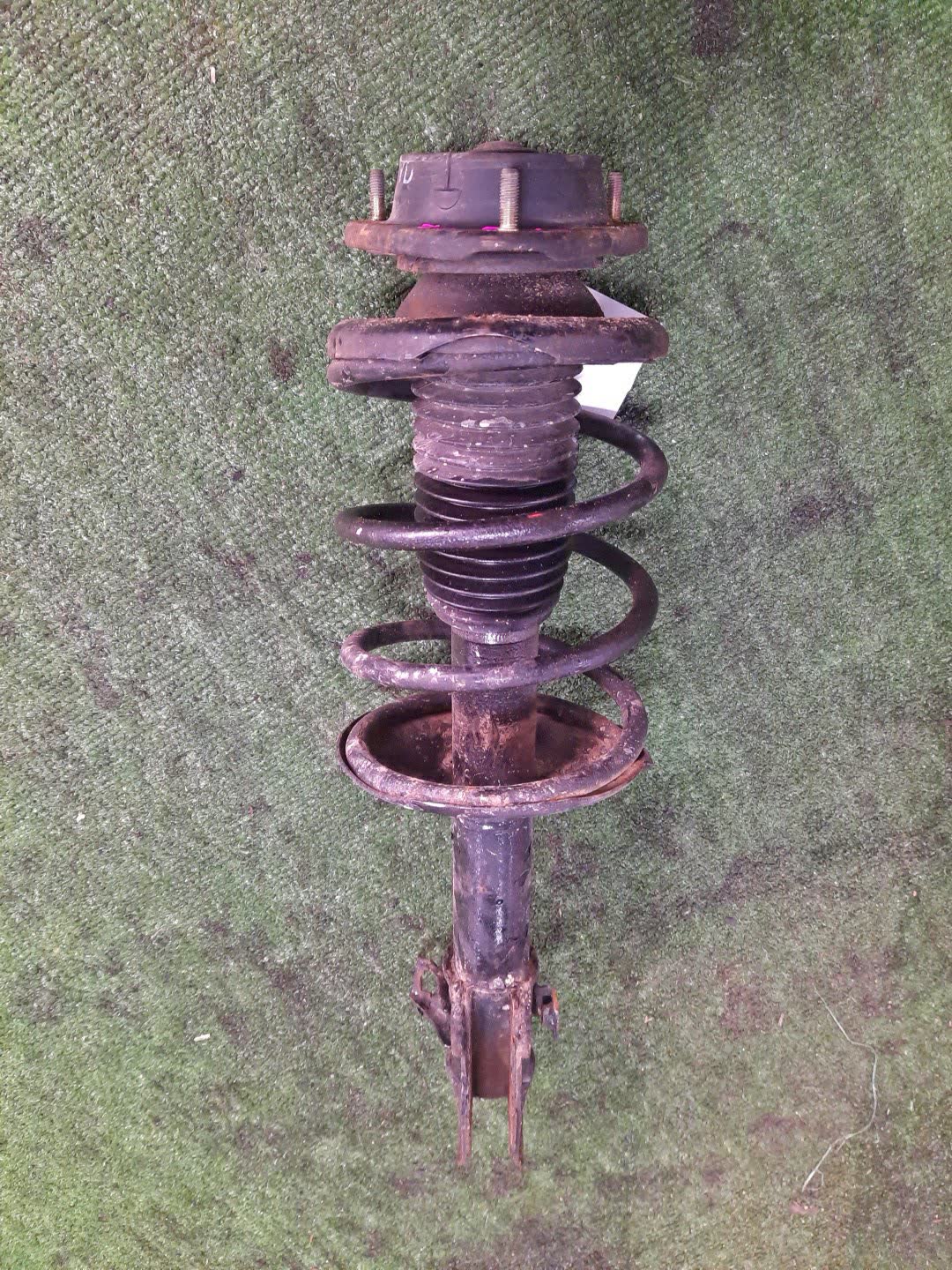 Стойка правая передняя  SUBARU FORESTER SF5, SF9 EJ20T, EJ20E, EJ25DE 1 ракурс
