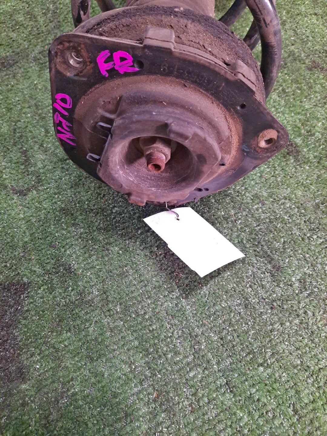 Стойка правая передняя NISSAN DUALIS, X-TRAIL KNJ10, NJ10, NT31, DNT31, TNT31 MR20DE, M9R, QR25DE 2 ракурс