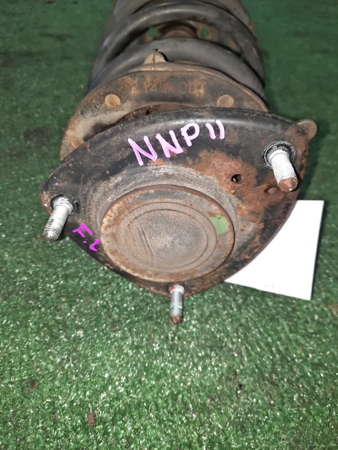 Стойка левая передняя TOYOTA FUNCARGO, IST, PLATZ, RAUM, VITZ, WILL VI, PROBOX, BB, PORTE, SUCCEED, WILL CYPHA NCP20, NCP21, NCP60, NCP61, NCP12, SCP11, NCZ20, SCP10, NCP10, SCP13, NCP13, NCP19, NCP51V, NCP58G, NCP50V, NLP51, NCP52V, NCP30, NCP31, NC
