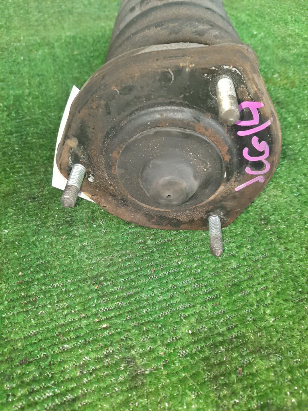 Стойка правая передняя TOYOTA BREVIS, CROWN, MARK II BLIT, PROGRES, VEROSSA, MARK II, CROWN ESTATE JCG10, JCG11, GS171, JZS175, JZS171, JKS175, JZX110W, GX110W, GX110, JZX110 1JZ-FSE, 2JZ-FSE, 1G-FE, 1JZ-GE 2 ракурс Стойка правая передняя TOYOTA BREVIS, CROWN, MARK II BLIT, PROGRES, VEROSSA, MARK II, CROWN ESTATE JCG10, JCG11, GS171, JZS175, JZS171, JKS175, JZX110W, GX110W, GX110, JZX110 1JZ-FSE, 2JZ-FSE, 1G-FE, 1JZ-GE 2 ракурс