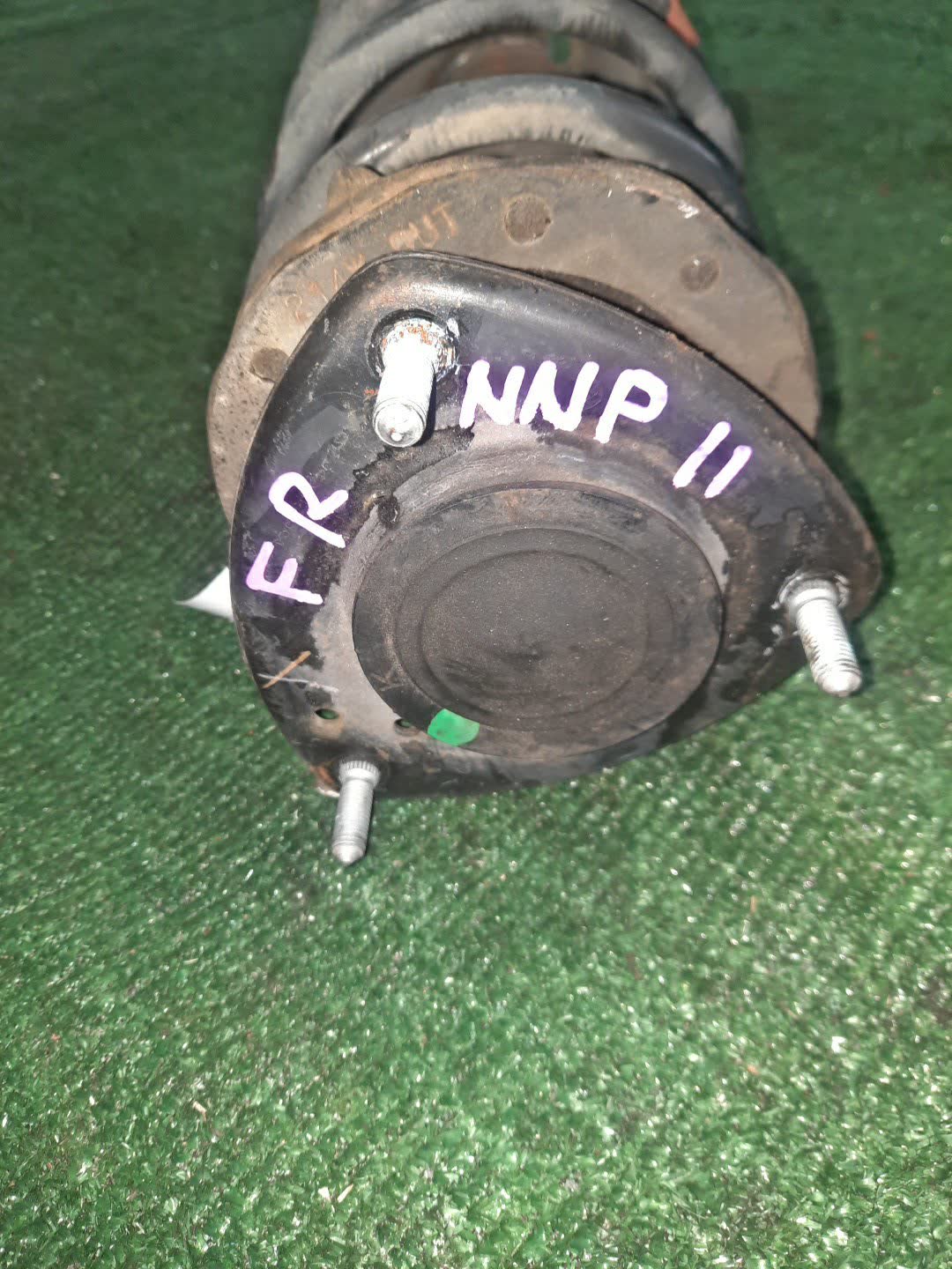 Стойка правая передняя TOYOTA FUNCARGO, IST, PLATZ, RAUM, VITZ, WILL VI, PROBOX, BB, PORTE, SUCCEED, WILL CYPHA NCP20, NCP21, NCP60, NCP61, NCP12, SCP11, NCZ20, SCP10, NCP10, SCP13, NCP13, NCP19, NCP51V, NCP58G, NCP50V, NLP51, NCP52V, NCP30, NCP31, N