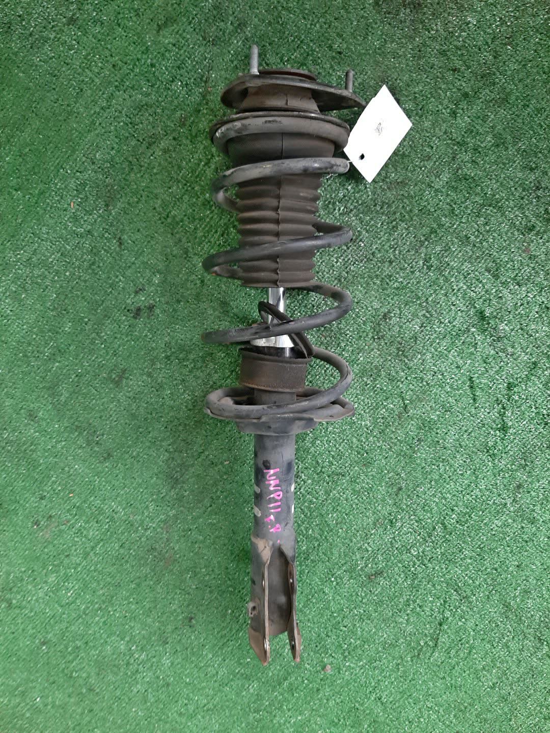 Стойка правая передняя TOYOTA FUNCARGO, IST, PLATZ, RAUM, VITZ, WILL VI, PROBOX, BB, PORTE, SUCCEED, WILL CYPHA NCP20, NCP21, NCP60, NCP61, NCP12, SCP11, NCZ20, SCP10, NCP10, SCP13, NCP13, NCP19, NCP51V, NCP58G, NCP50V, NLP51, NCP52V, NCP30, NCP31, N