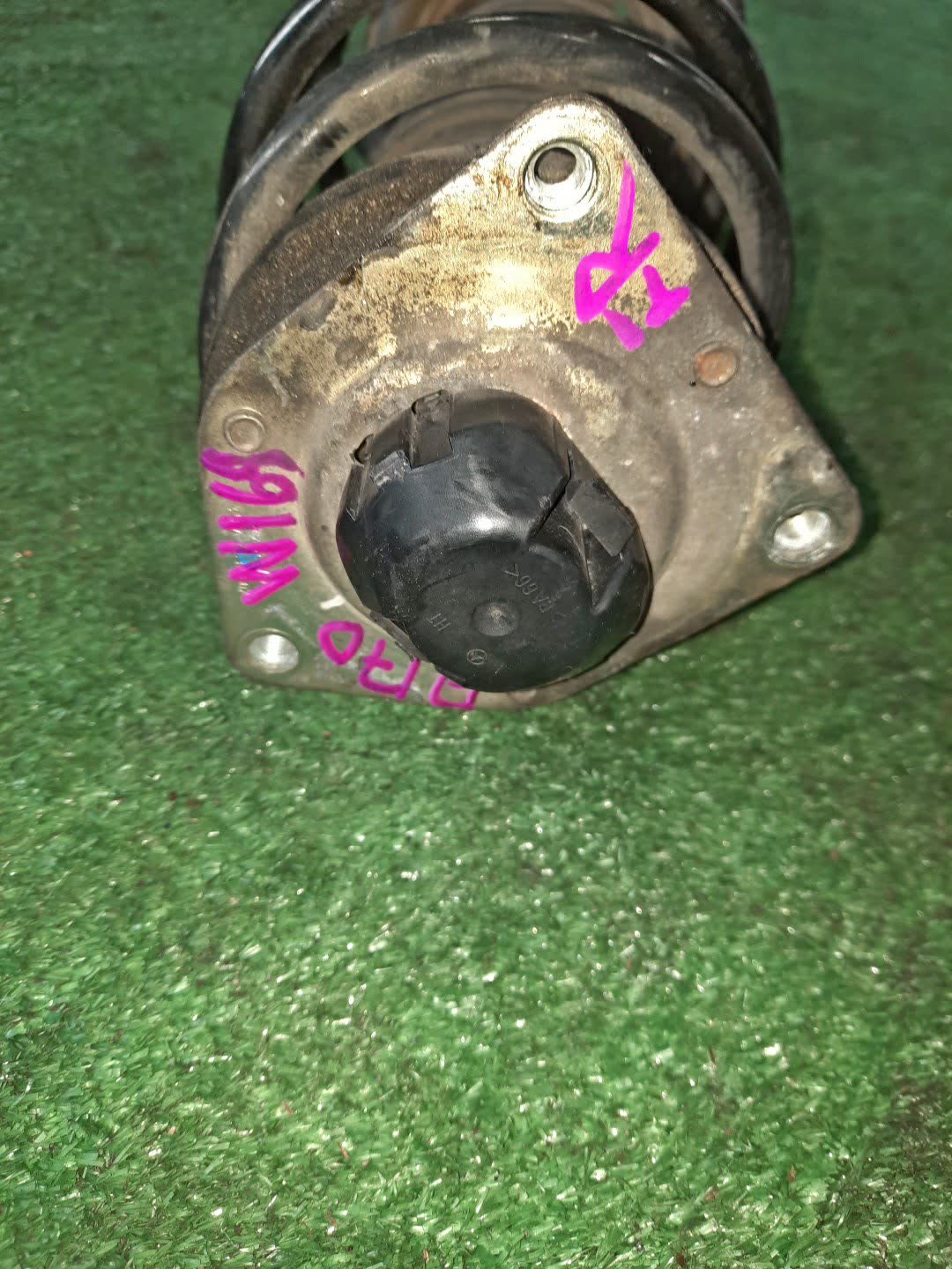 Стойка правая передняя MERCEDES-BENZ A-Class W169 M266.940 A1693201430 2 ракурс
