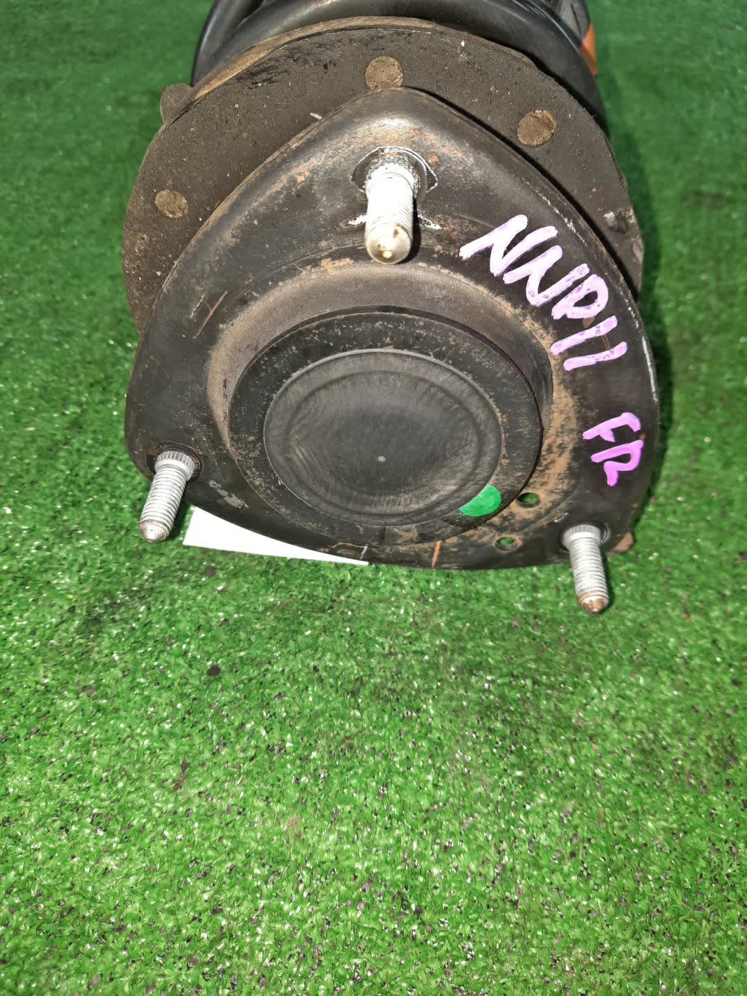 Стойка правая передняя TOYOTA FUNCARGO, IST, PLATZ, RAUM, VITZ, WILL VI, PROBOX, BB, PORTE, SUCCEED, WILL CYPHA NCP20, NCP21, NCP60, NCP61, NCP12, SCP11, NCZ20, SCP10, NCP10, SCP13, NCP13, NCP19, NCP51V, NCP58G, NCP50V, NLP51, NCP52V, NCP30, NCP31, N