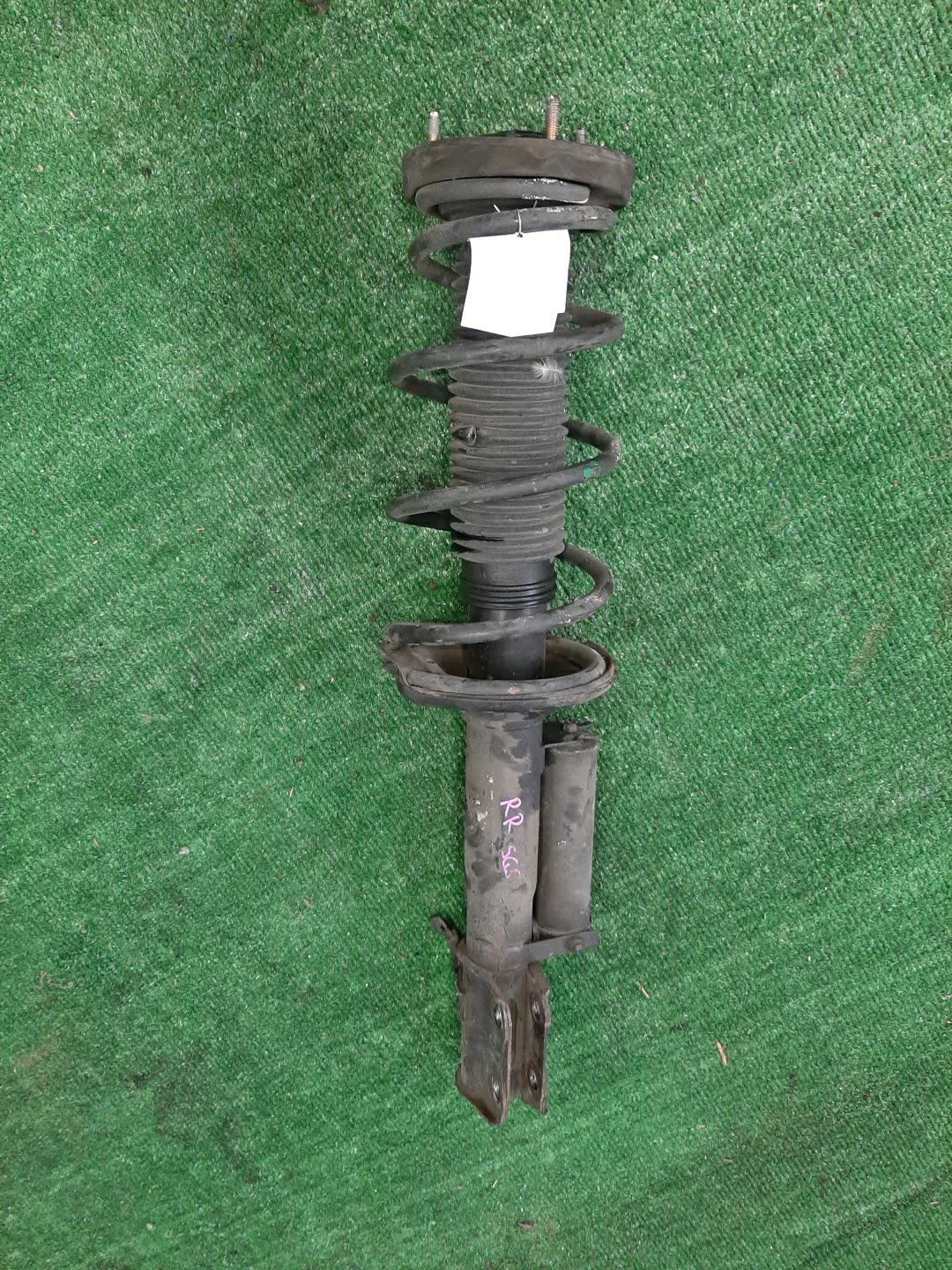 Стойка правая задняя SUBARU FORESTER SG5 EJ20T, EJ20E 1 ракурс Стойка правая задняя SUBARU FORESTER SG5 EJ20T, EJ20E 1 ракурс