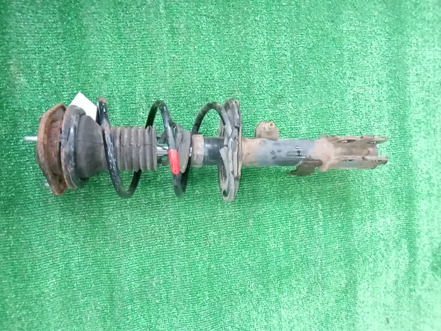 Стойка левая передняя TOYOTA COROLLA, PREMIO, COROLLA SPACIO, WISH, ALLION, COROLLA FIELDER, ALLEX, COROLLA RUNX, WILL VS, COROLLA  AXIO ZZE124, NZE121, NZE120, ZZE122, NZE124, CE121, ZRT265, ZZT240, NZT240, ZRT260, ZZT245, NZT260, ZRT261, NZE121N, Z
