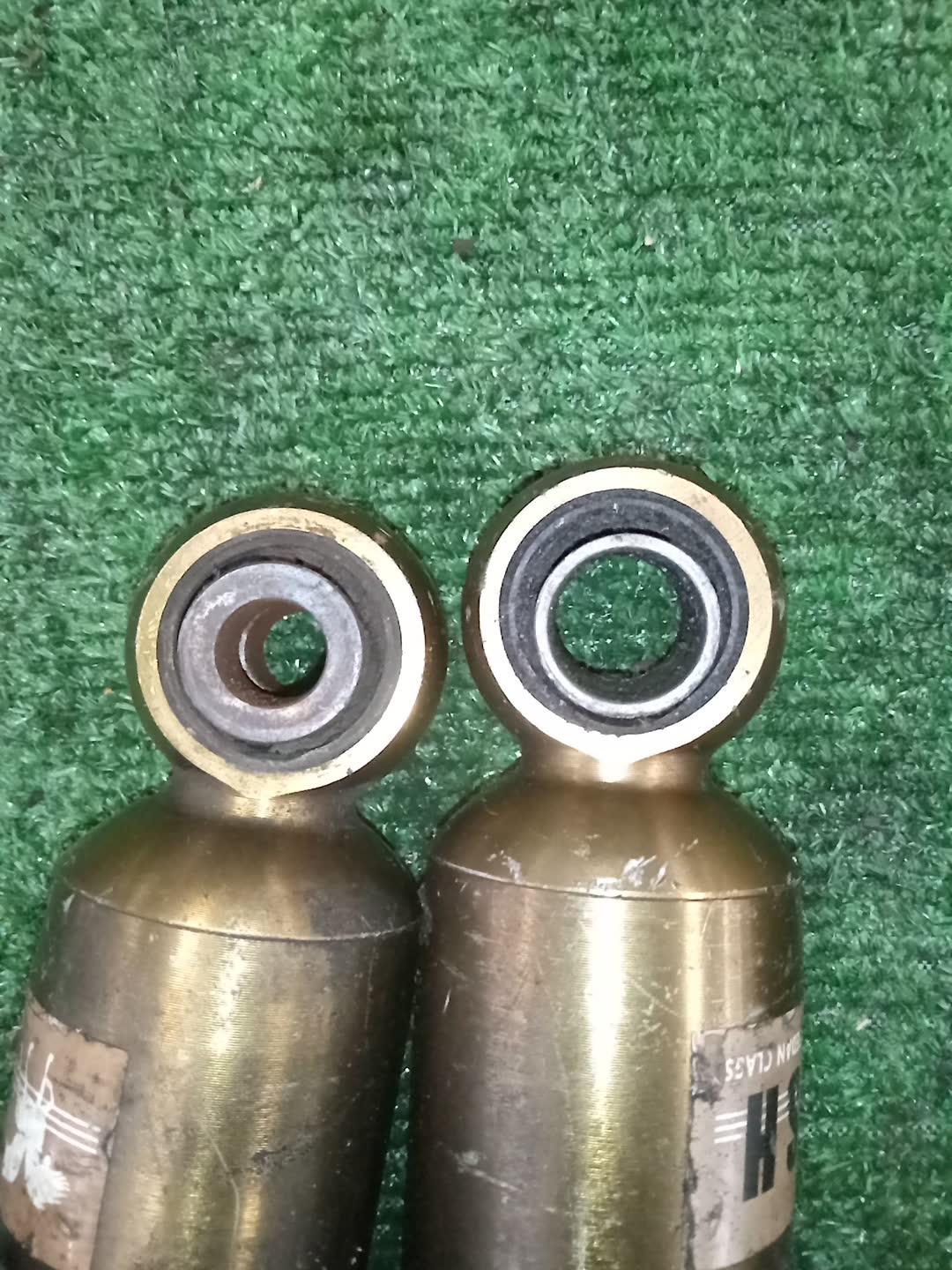 Стойка левая передняя TOYOTA BREVIS JCG10 1JZ-FSE 4 ракурс
