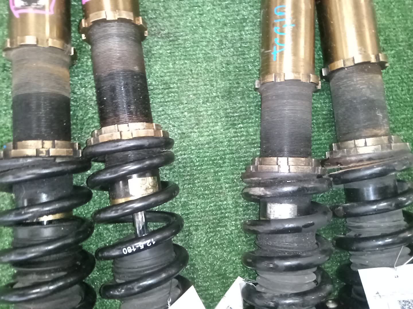Стойка левая передняя TOYOTA BREVIS JCG10 1JZ-FSE 5 ракурс