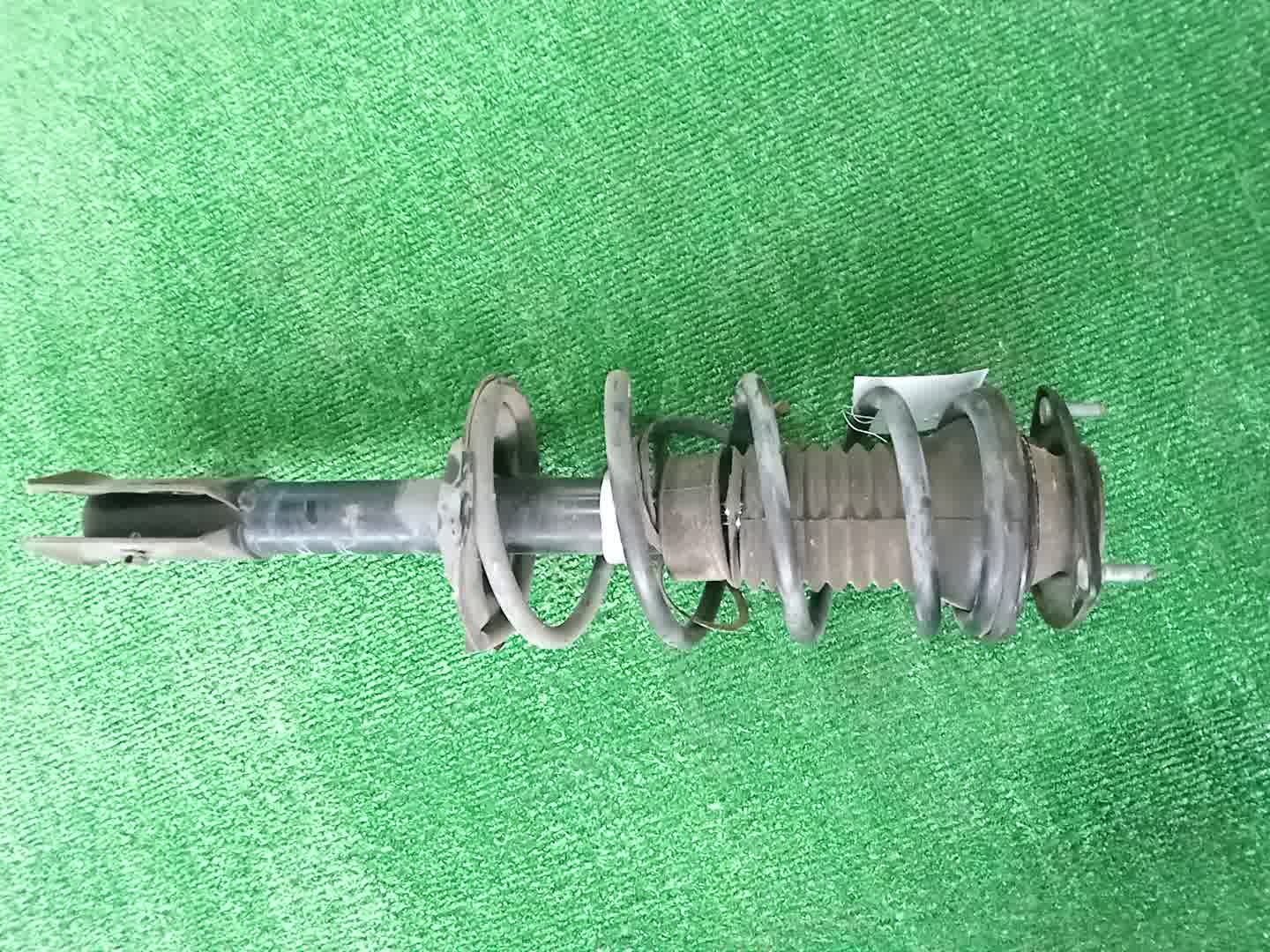 Стойка левая передняя TOYOTA FUNCARGO, IST, PLATZ, RAUM, VITZ, WILL VI, PROBOX, BB, PORTE, SUCCEED, WILL CYPHA NCP20, NCP21, NCP60, NCP61, NCP12, SCP11, NCZ20, SCP10, NCP10, SCP13, NCP13, NCP19, NCP51V, NCP58G, NCP50V, NLP51, NCP52V, NCP30, NCP31, NC