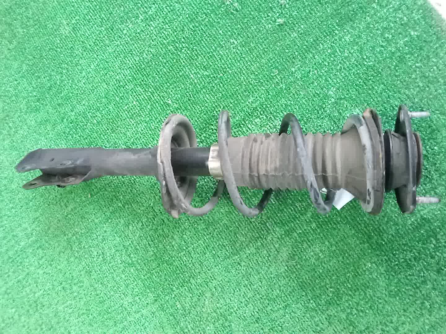 Стойка левая передняя TOYOTA FUNCARGO, IST, PLATZ, RAUM, VITZ, WILL VI, PROBOX, BB, PORTE, SUCCEED, WILL CYPHA NCP20, NCP21, NCP60, NCP61, NCP12, SCP11, NCZ20, SCP10, NCP10, SCP13, NCP13, NCP19, NCP51V, NCP58G, NCP50V, NLP51, NCP52V, NCP30, NCP31, NC
